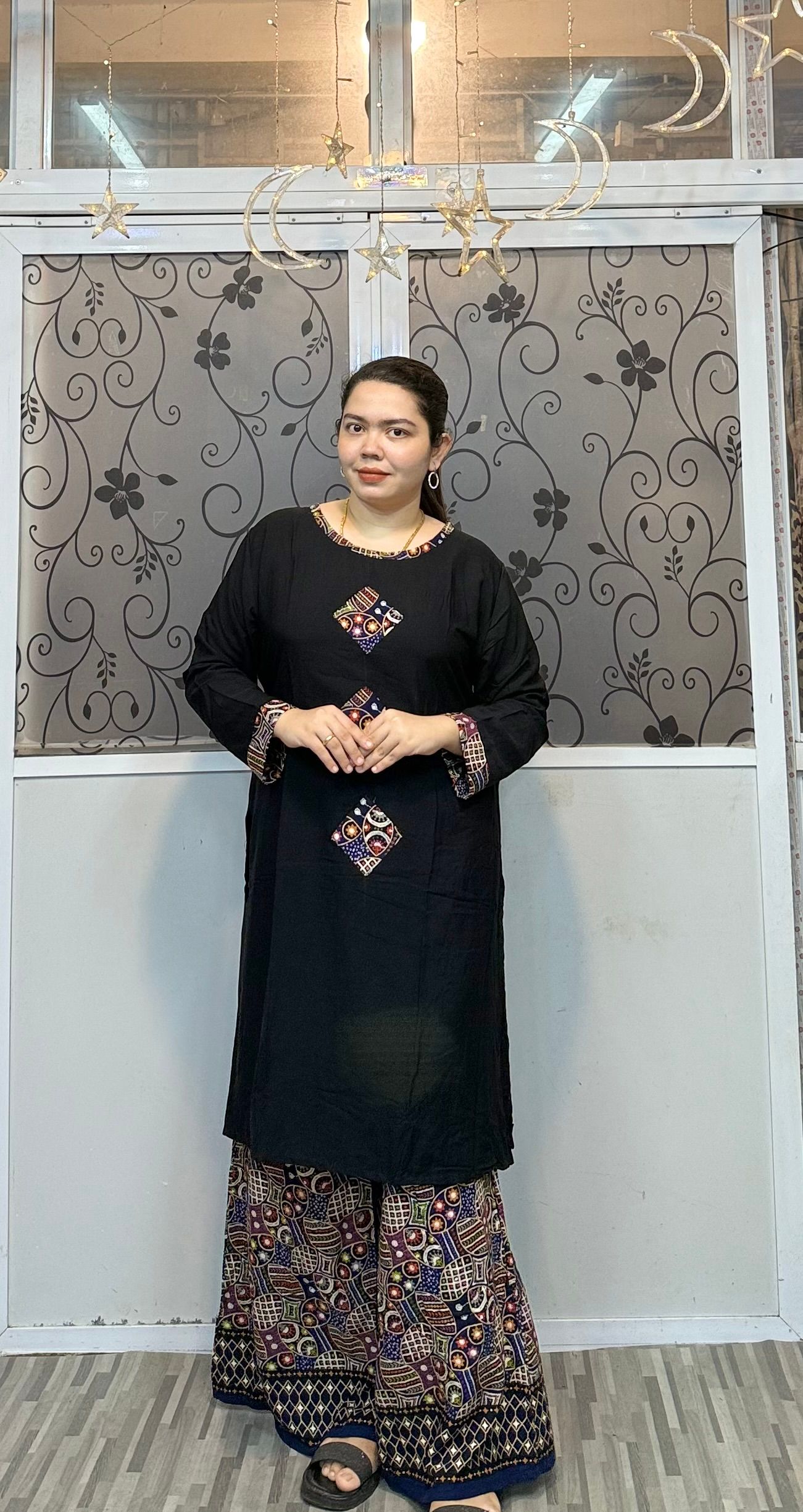 Local Dress _0