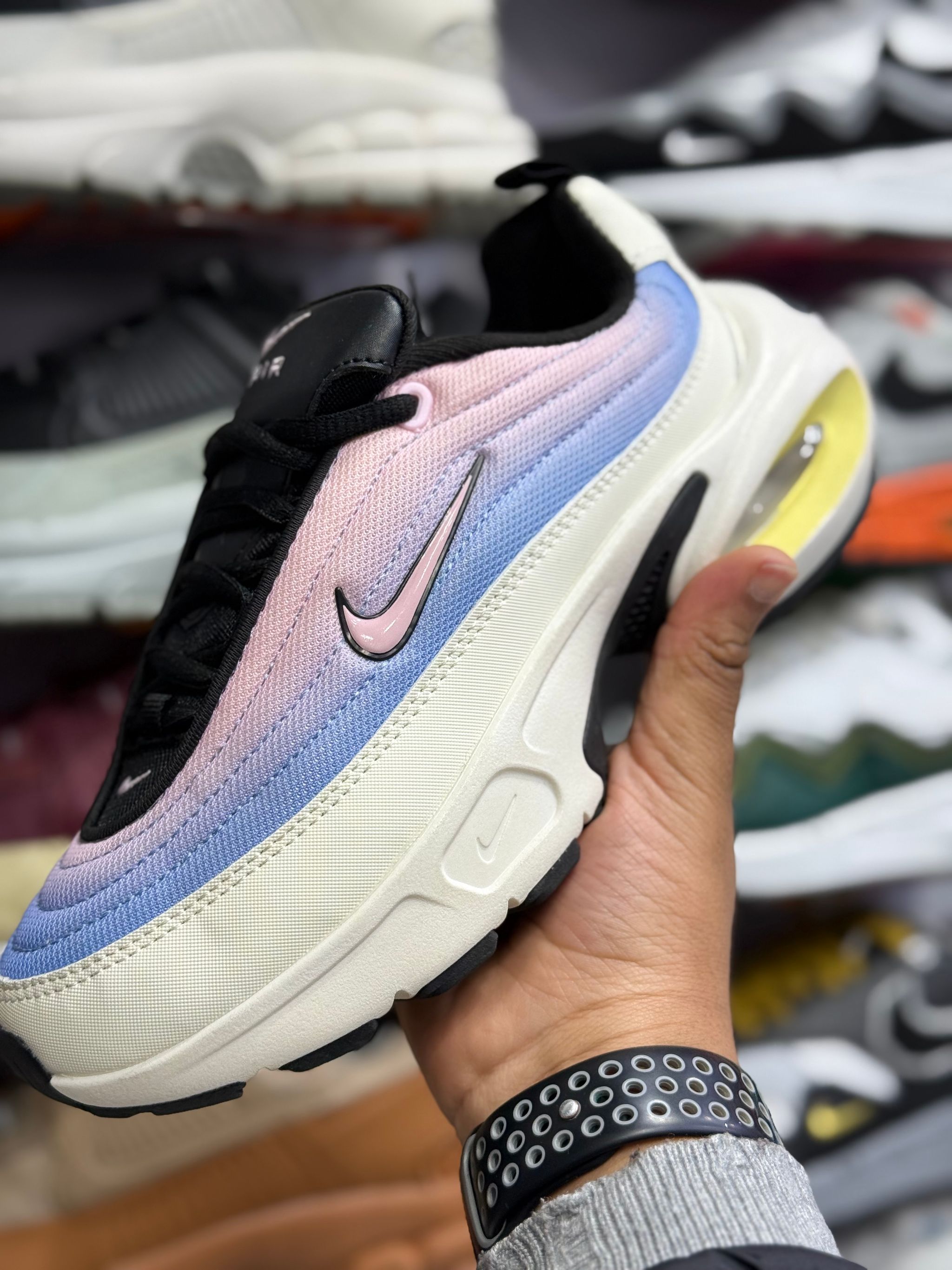 NIKE PORTAL_0