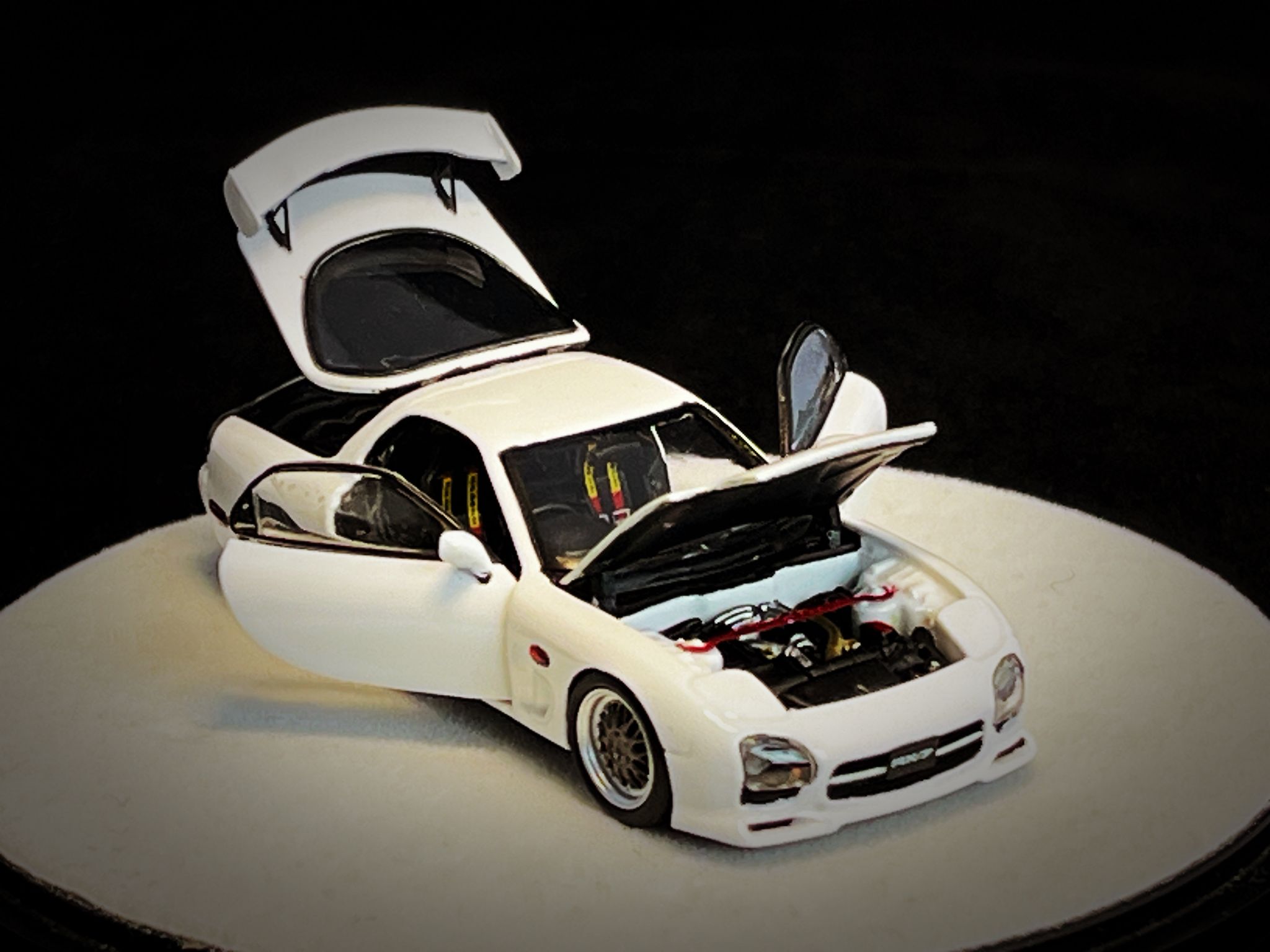 PGM MODEL 1/64 MAZDA RX7 - WHITE_2
