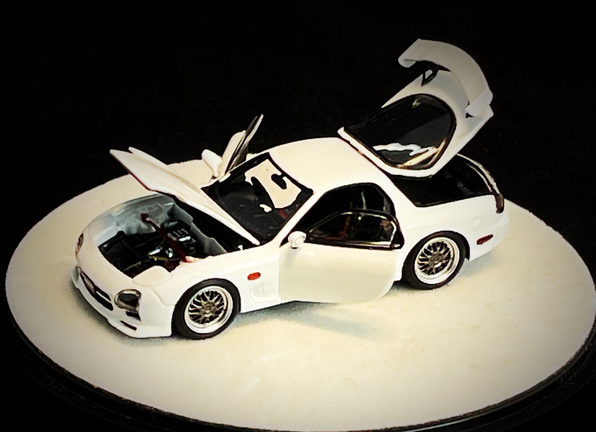 PGM MODEL 1/64 MAZDA RX7 - WHITE_0