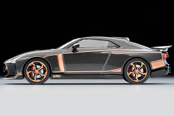 TLVN MODEL 1/64 NISSAN GT-R50 BY ITALDESIGN_10