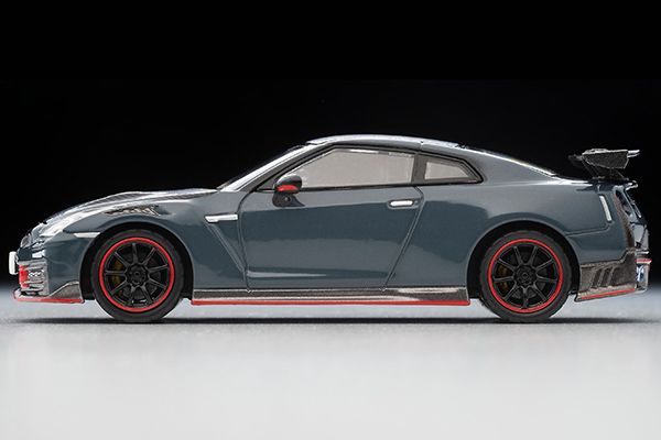 TLVN MODEL 1/64 NISSAN GT-R NISMO SPECIAL EDITION 2024_3