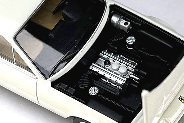 TLVN MODEL 1/64  FERRARI 412 WHITE_2