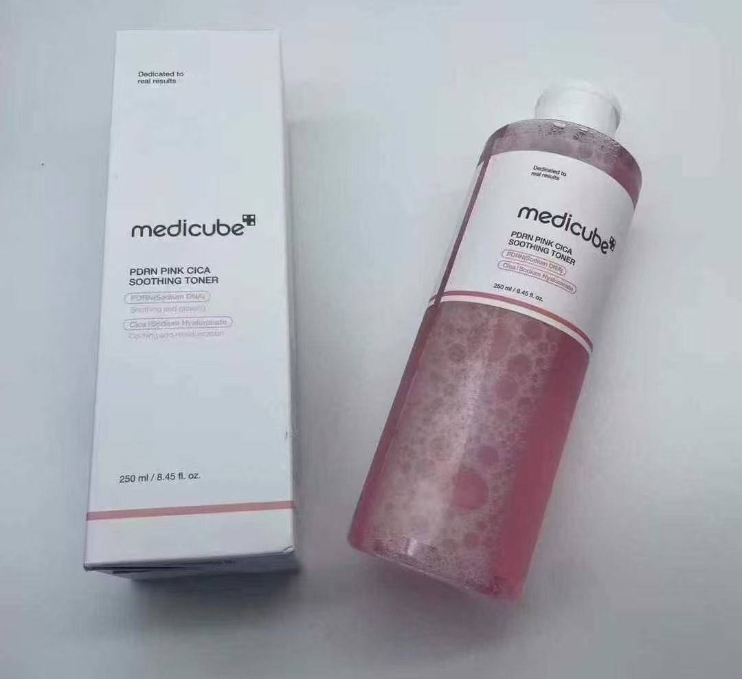 Medicube PDRN Pink Repair Soothing Water 250ml_0