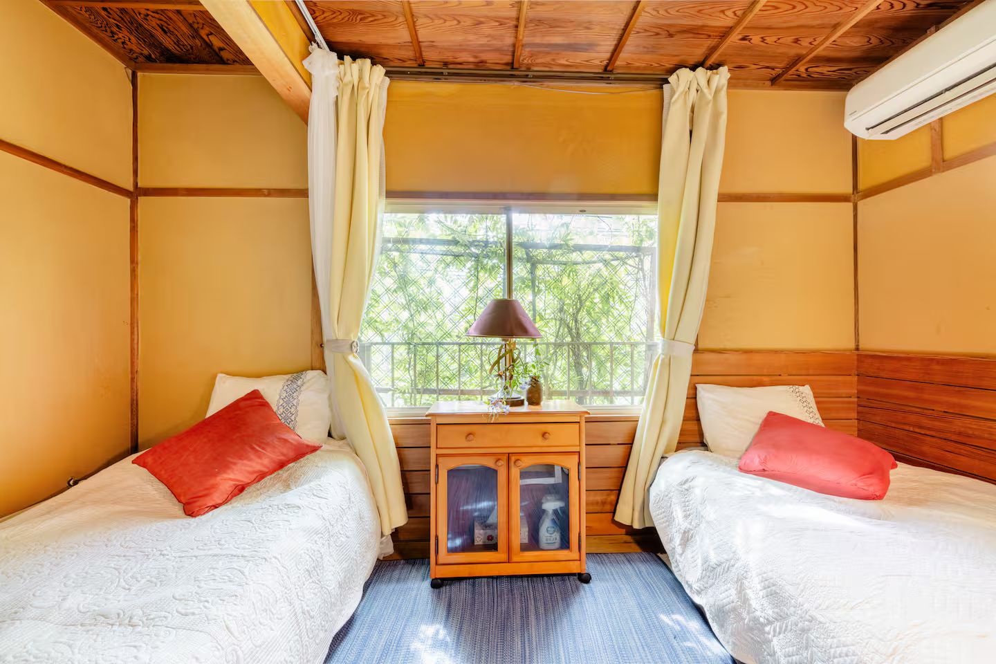 Apartment in Almaty | 2 guests • 1 bedroom • 1 bed • 1 bath ｜# ID (公寓模板)_6