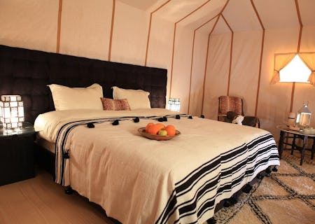 Merzouga Luxury Desert Camp overnight camel trekking _4