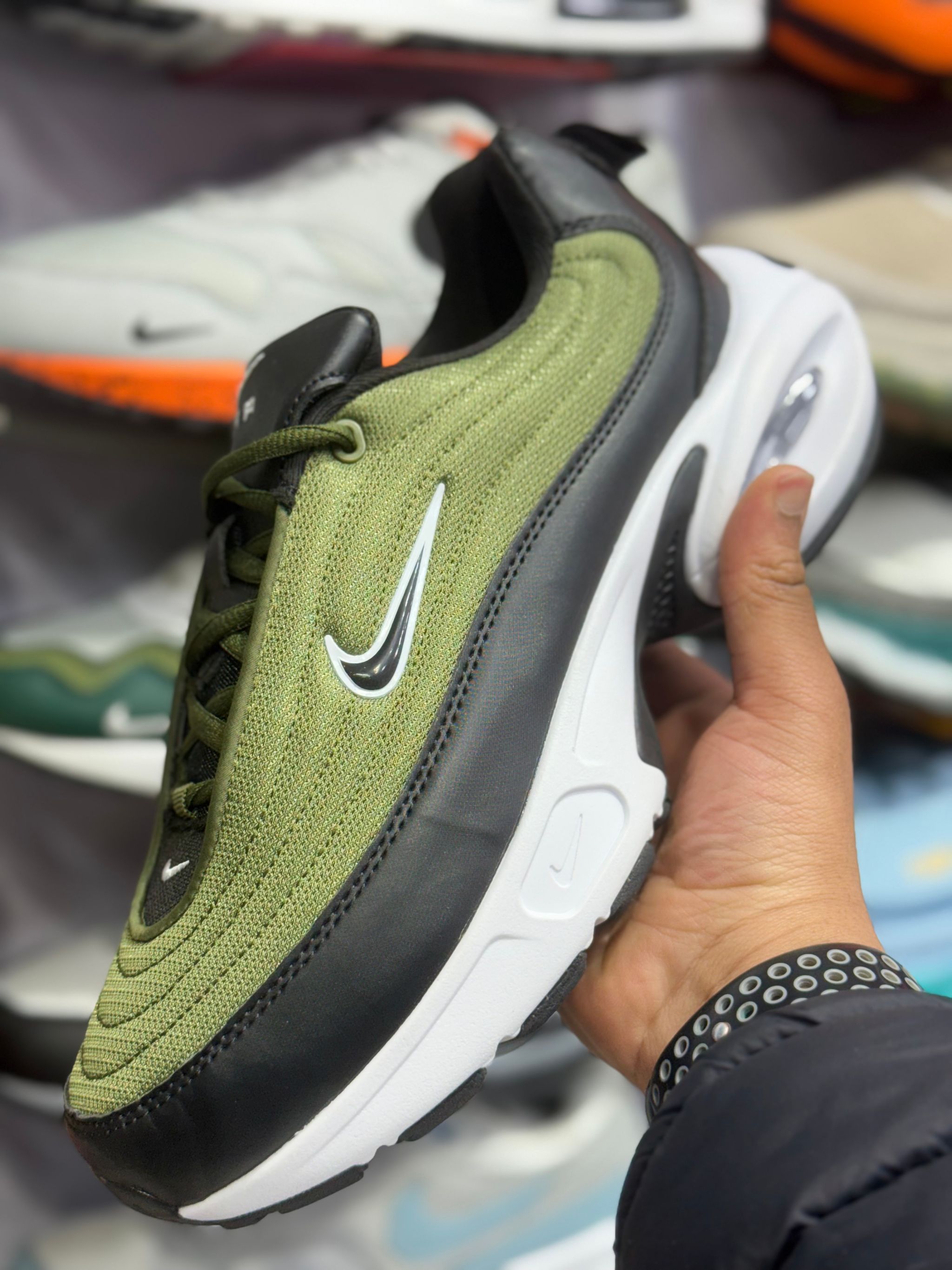 NIKE PORTAL_0