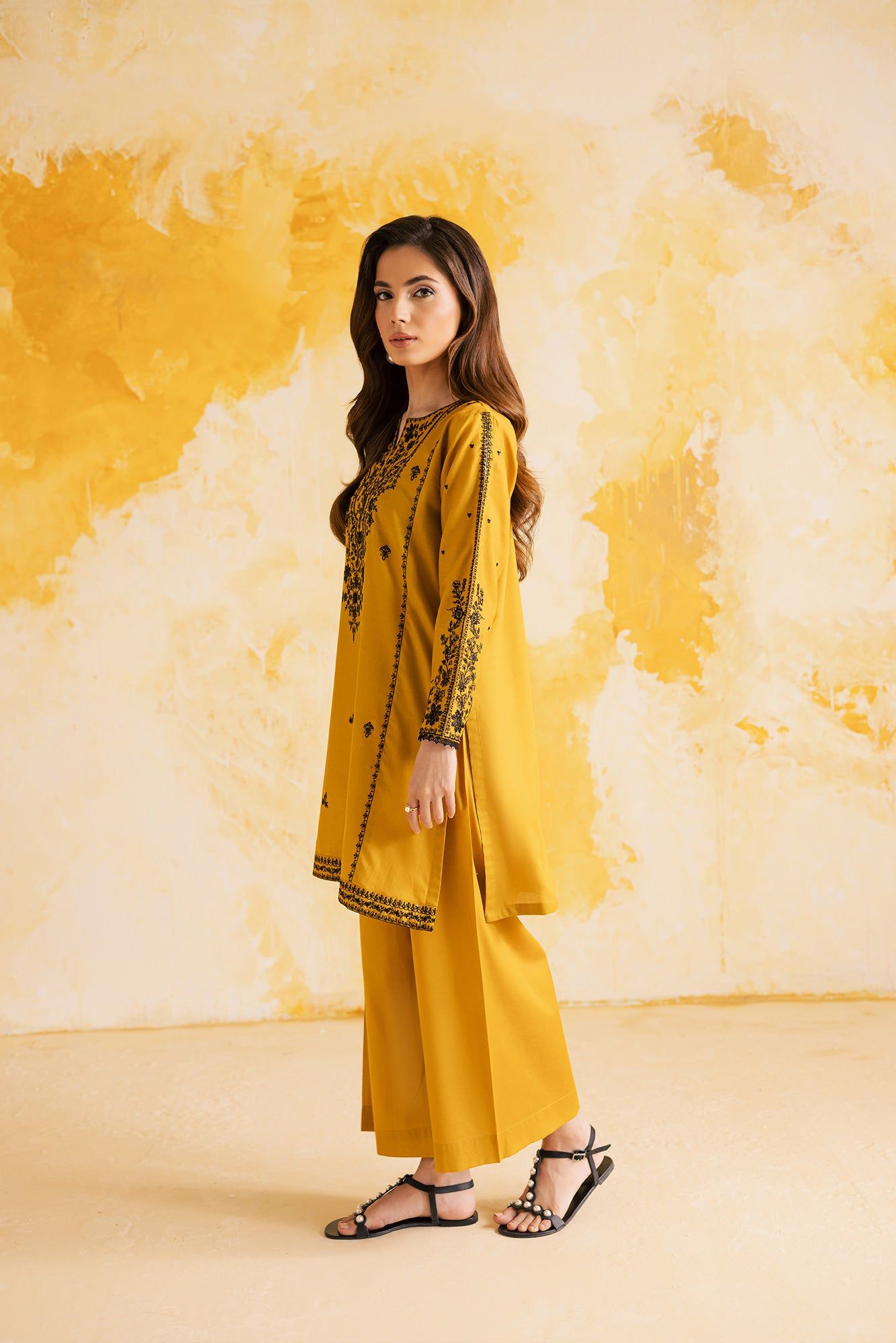 2PC LUXURY EMBROIDERED DRESS - 1116_3