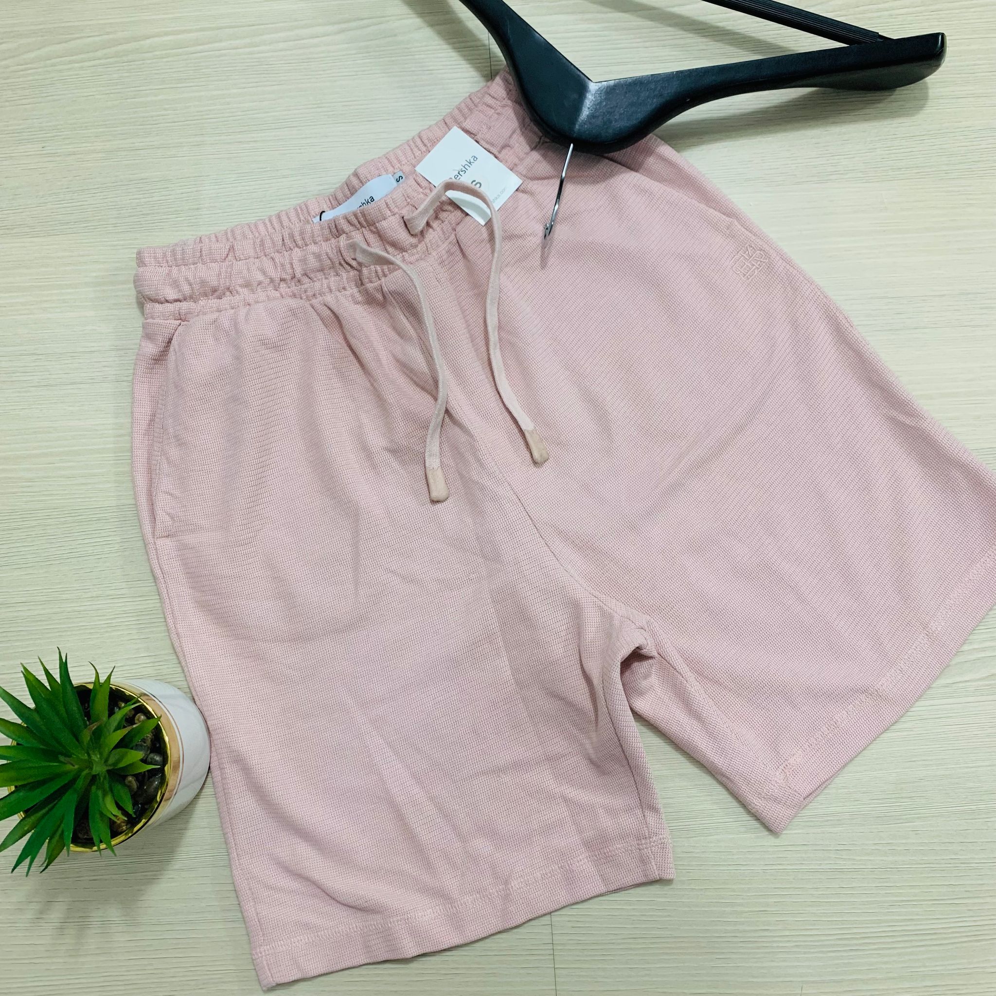 BERSHKA COTTON SHORTS -  PEACH (WOVEN)_0