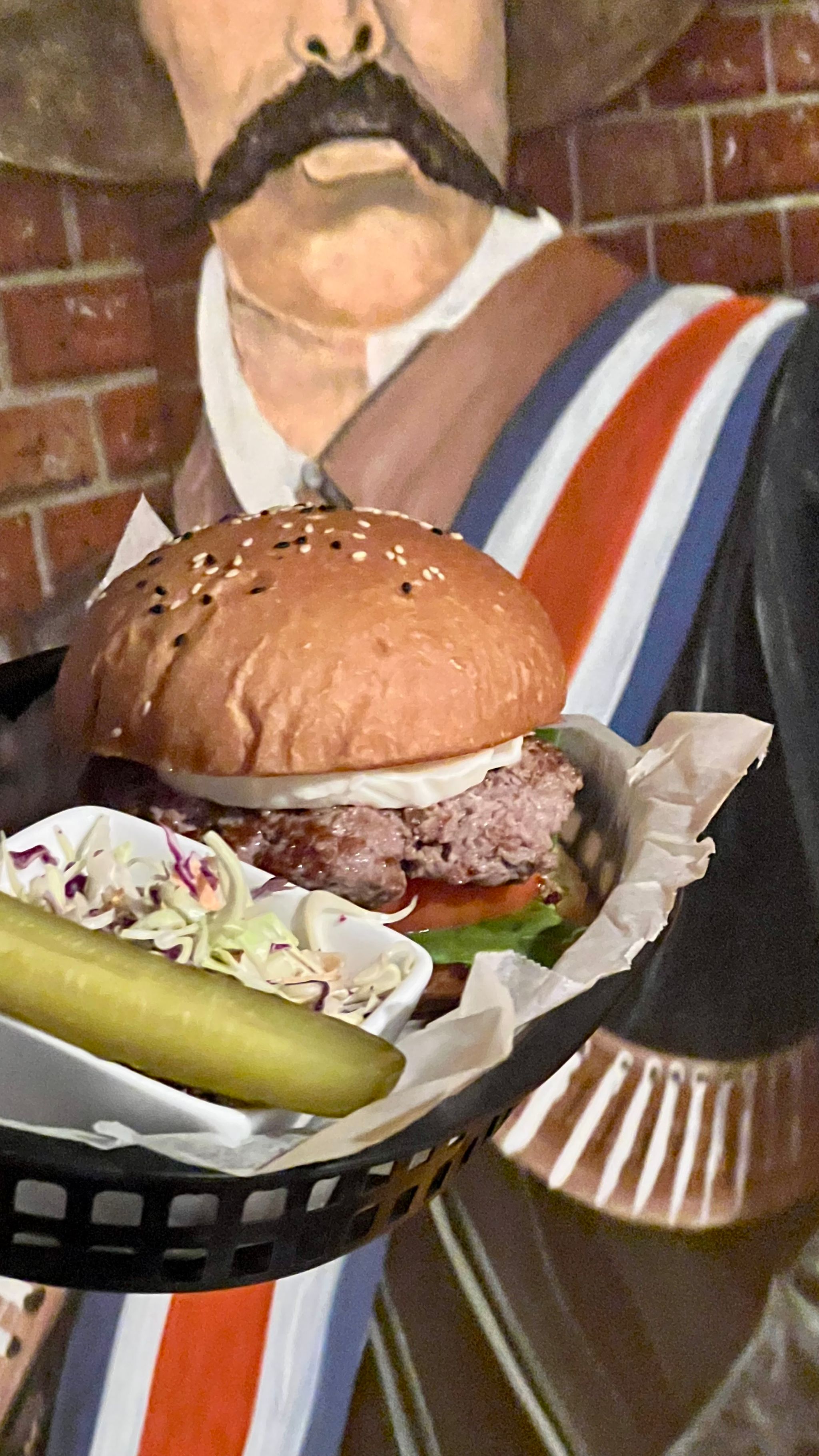 Mozzarella Pesto Burger_0