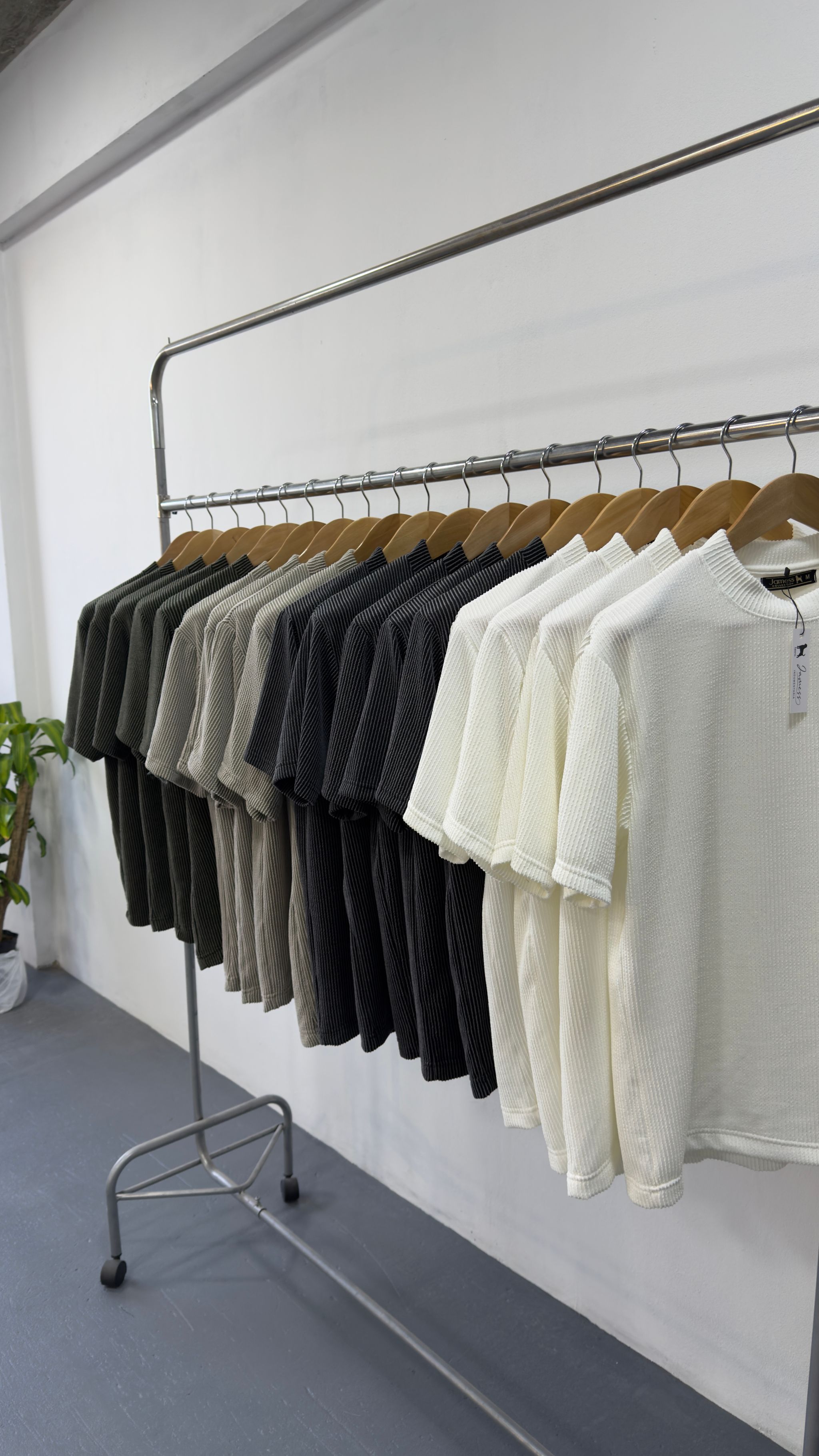 REMERAS OVERSIZE DE MORLEY FAME _0