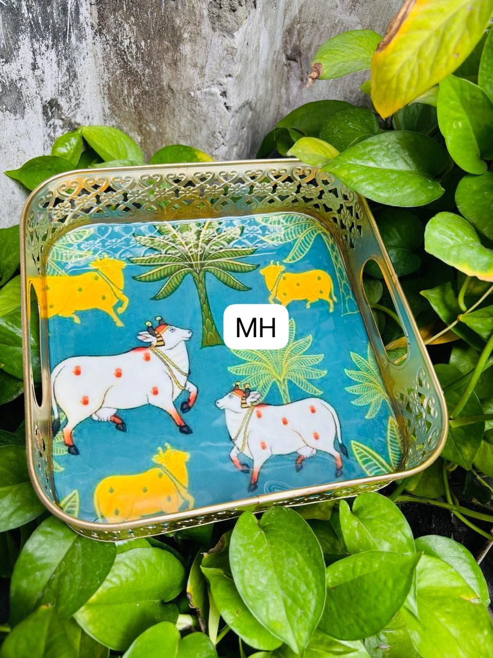 Metal pichwai tray_1