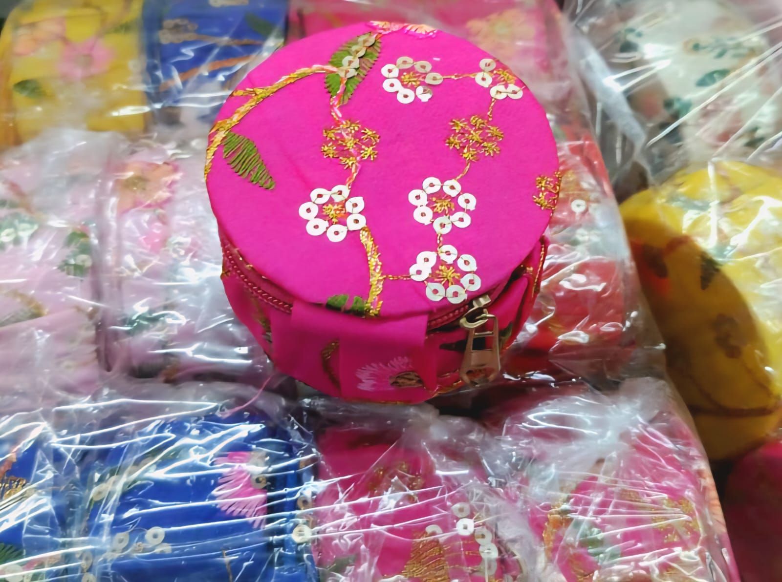 Bangle pouch_0