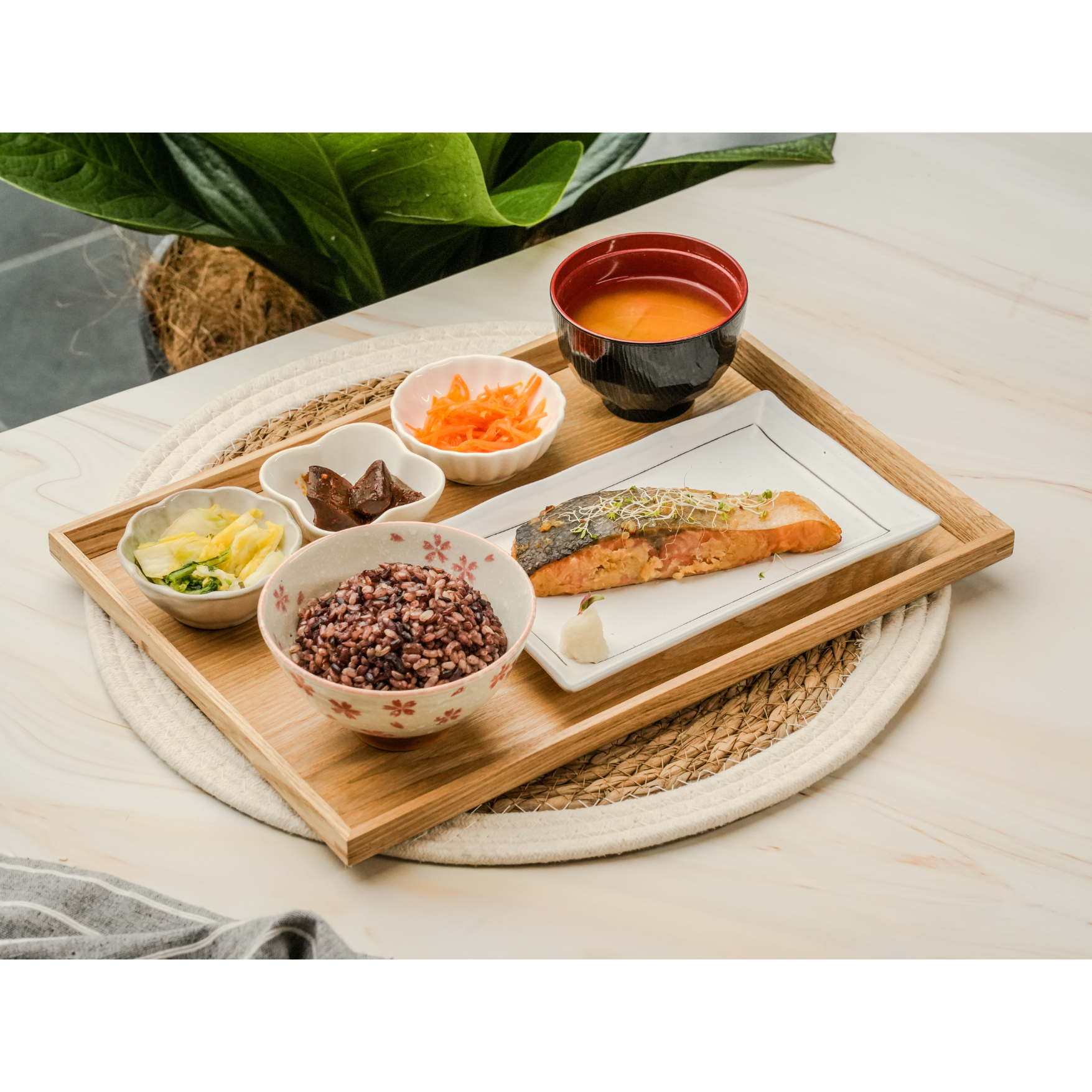 ST01. Grilled Salmon Set (Miso-marinated) _0