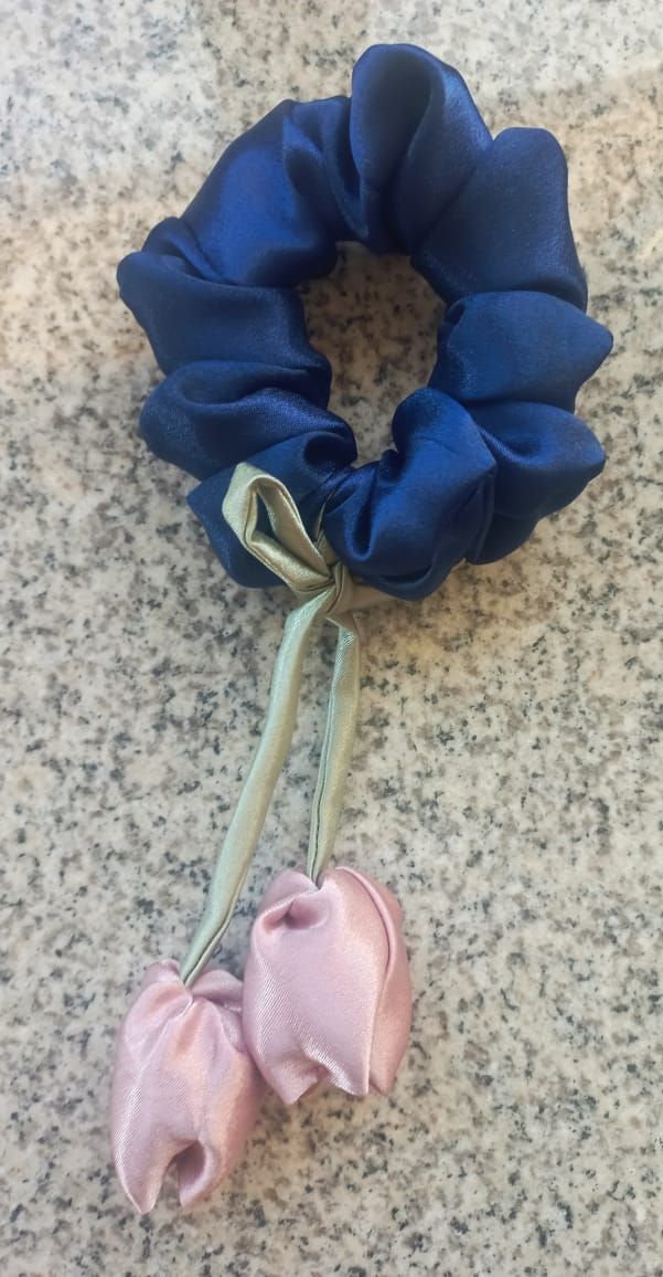 🌸 Tulip Satin Scrunchies_7