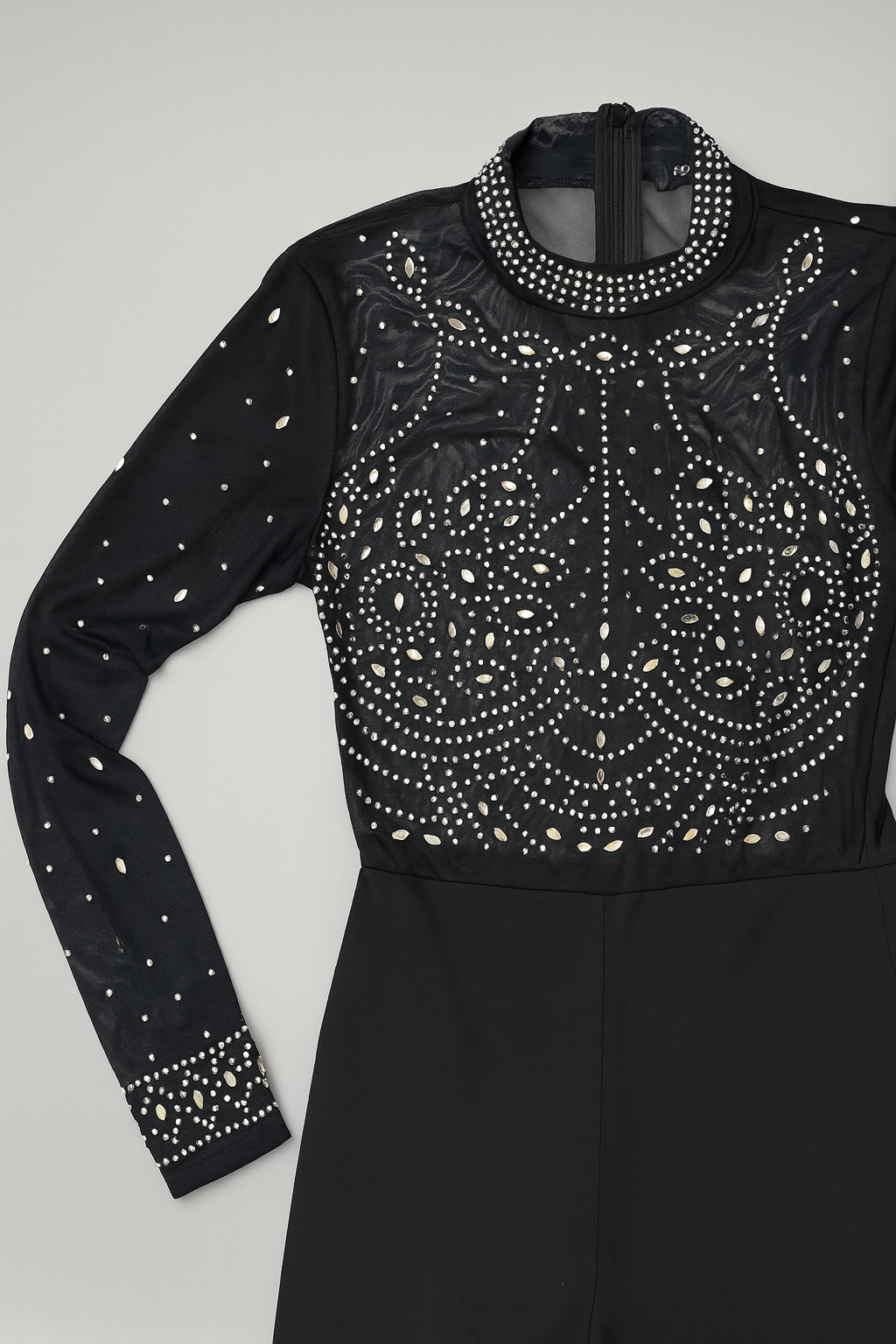 Enterizo negro de manga larga con pedrería - Size M_1