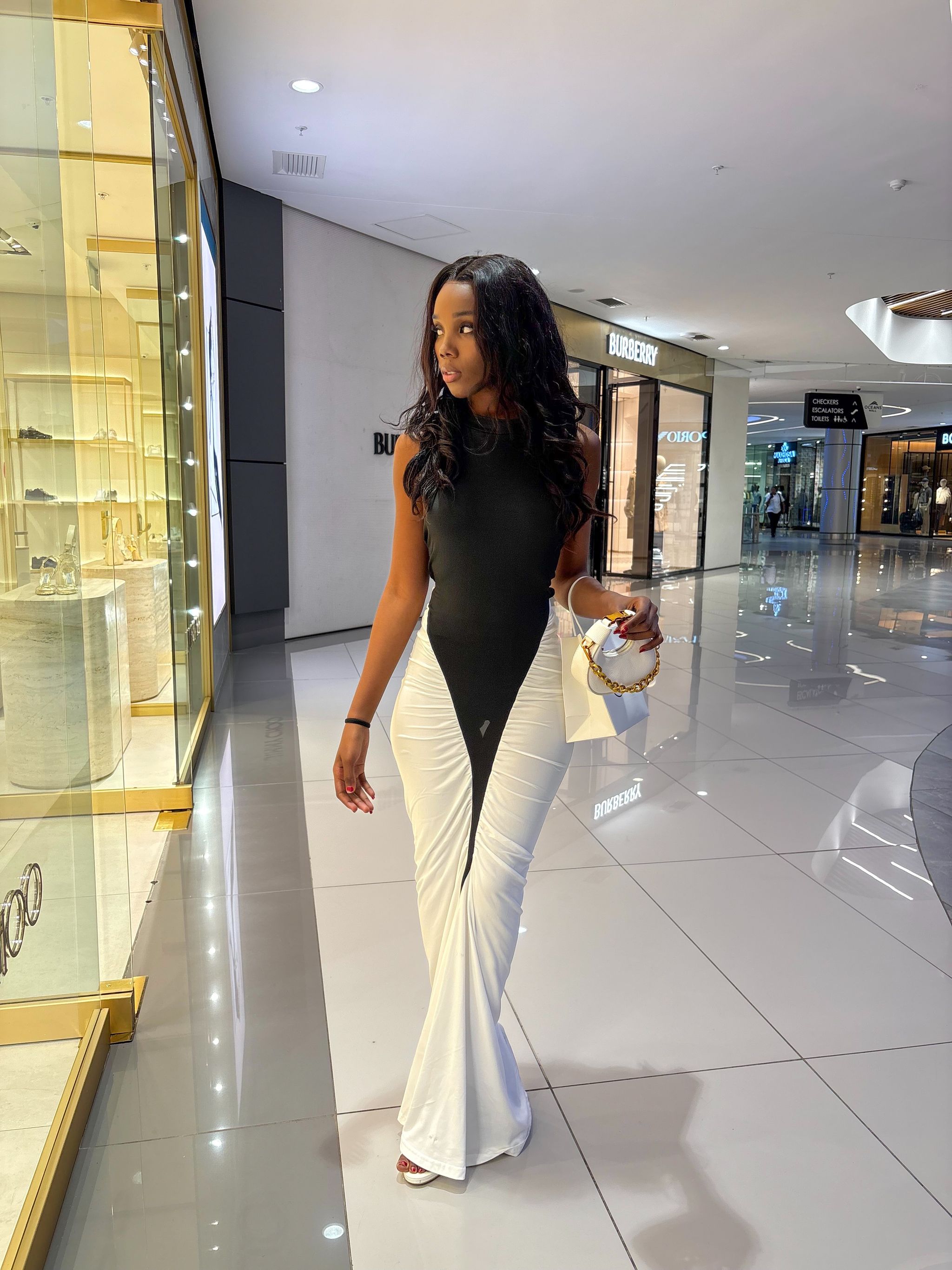 THAT dress _0
