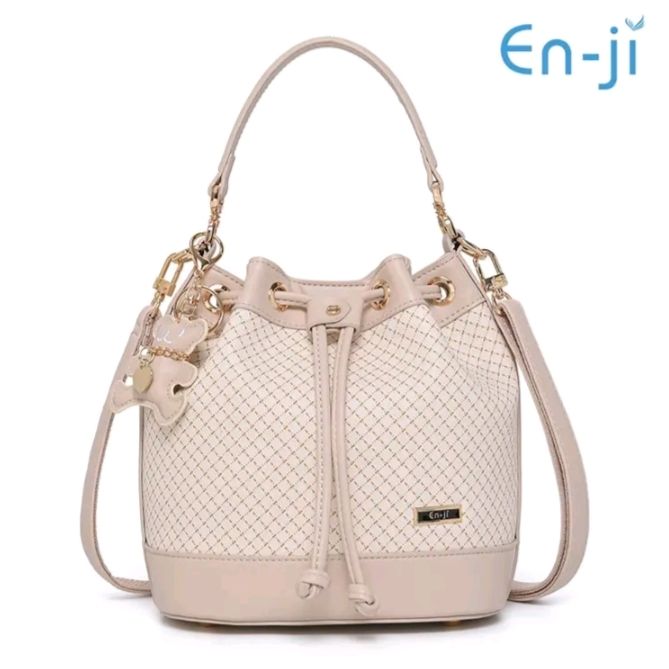 EN-JI DOMUN Handbag Cream_0