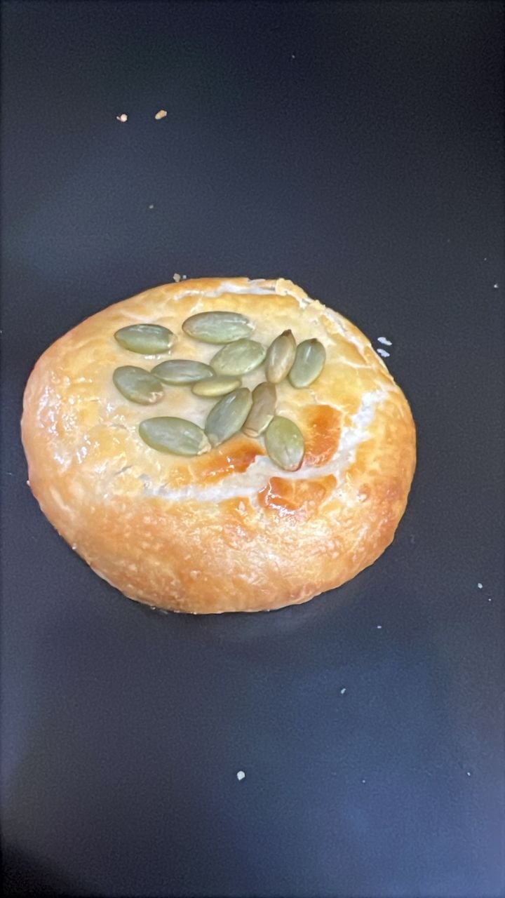Yuan Yang Piah (Sweet & Salted Tau Sha Pastry)_0