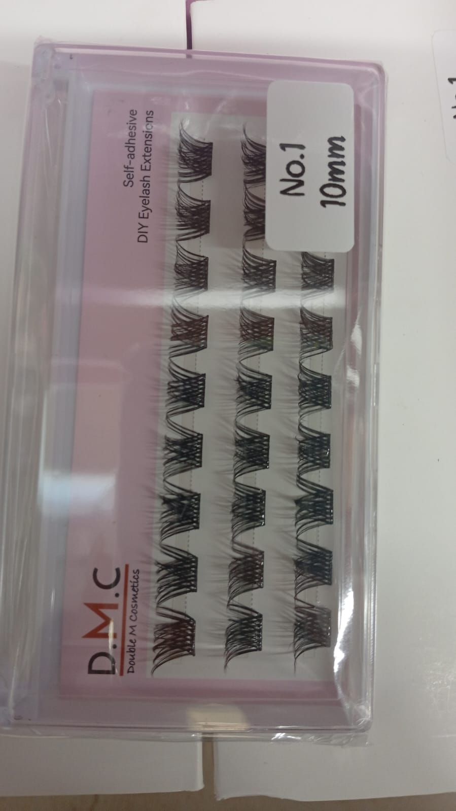 DMC SELF ADHESSIVE LASHES-NO GLUE NEEDED_1