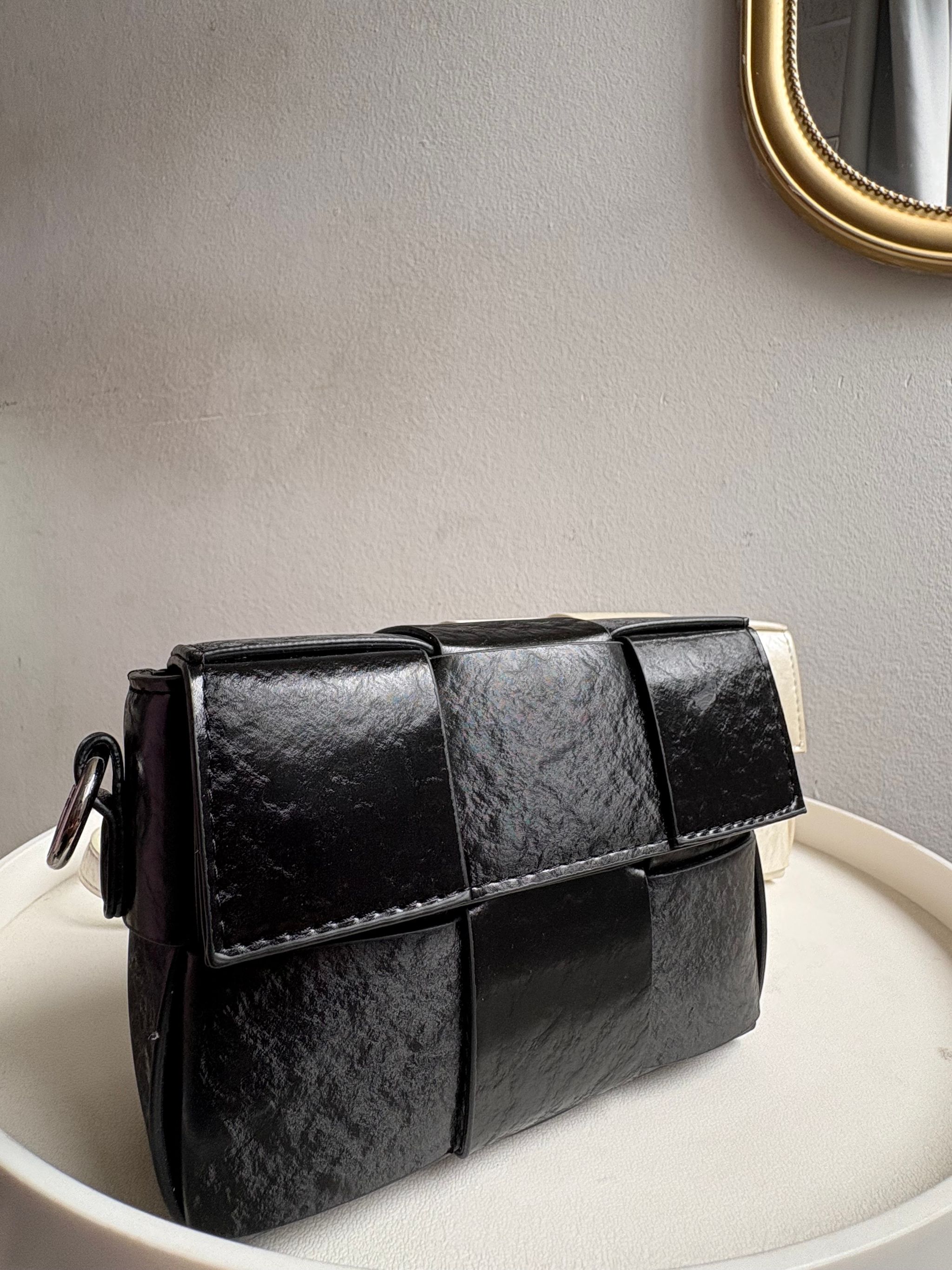 Patchwork elegance crossbody bag _1