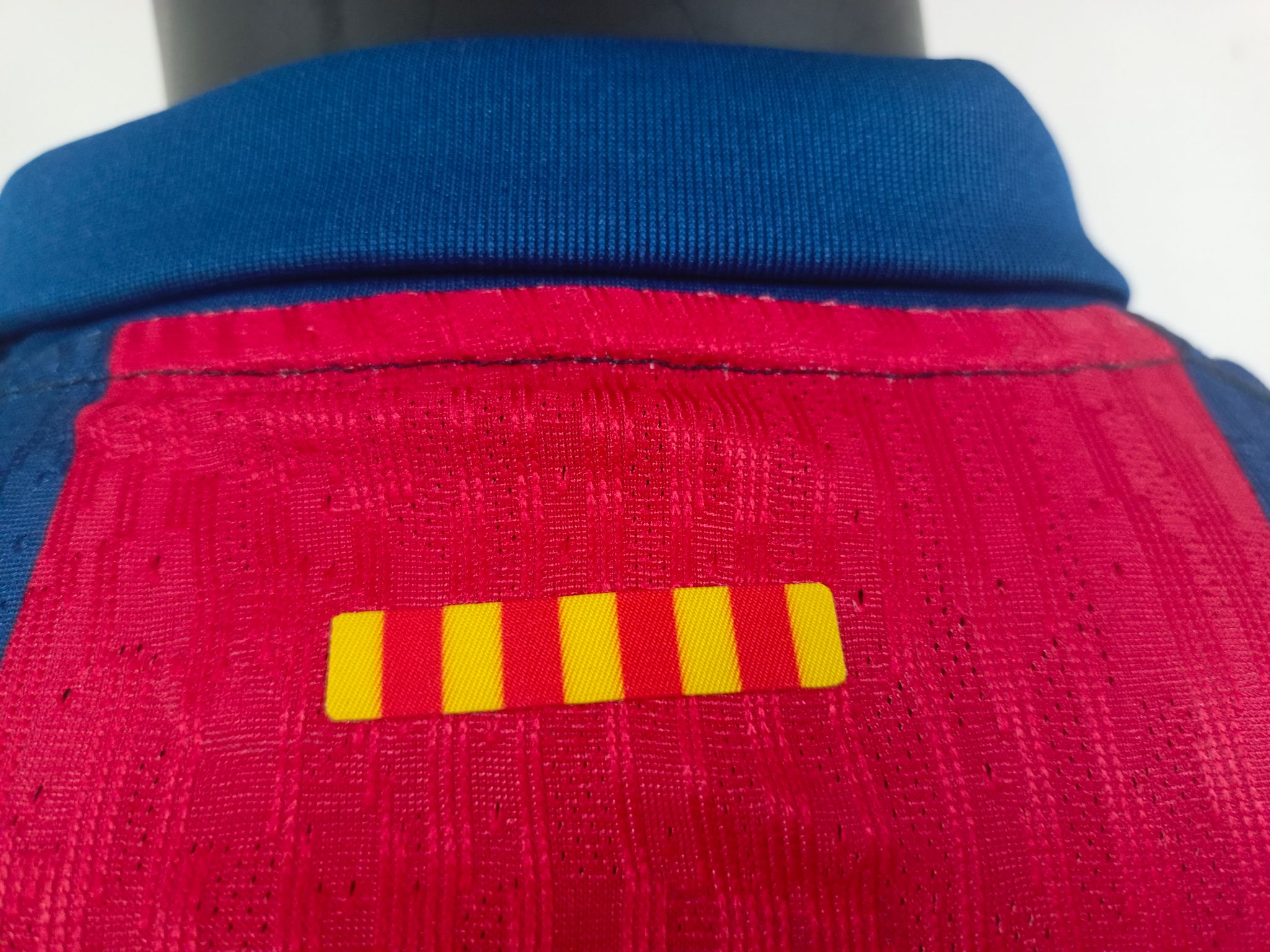 FC Barcelona 2025/26 Fourth Shirt (Navy / Claret / Yellow)_6