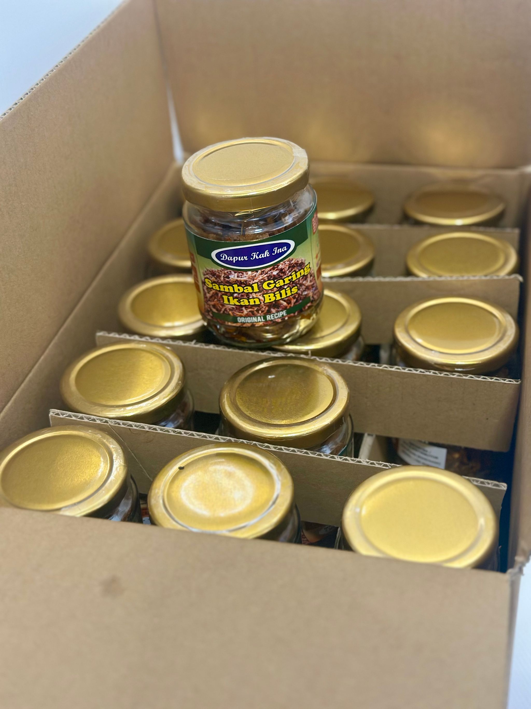 Dapur Kak Ina Fried Chilli Anchovies (Sambal Garing Ikan Bilis)80Gm (1 Ctn=30Bottles))_0
