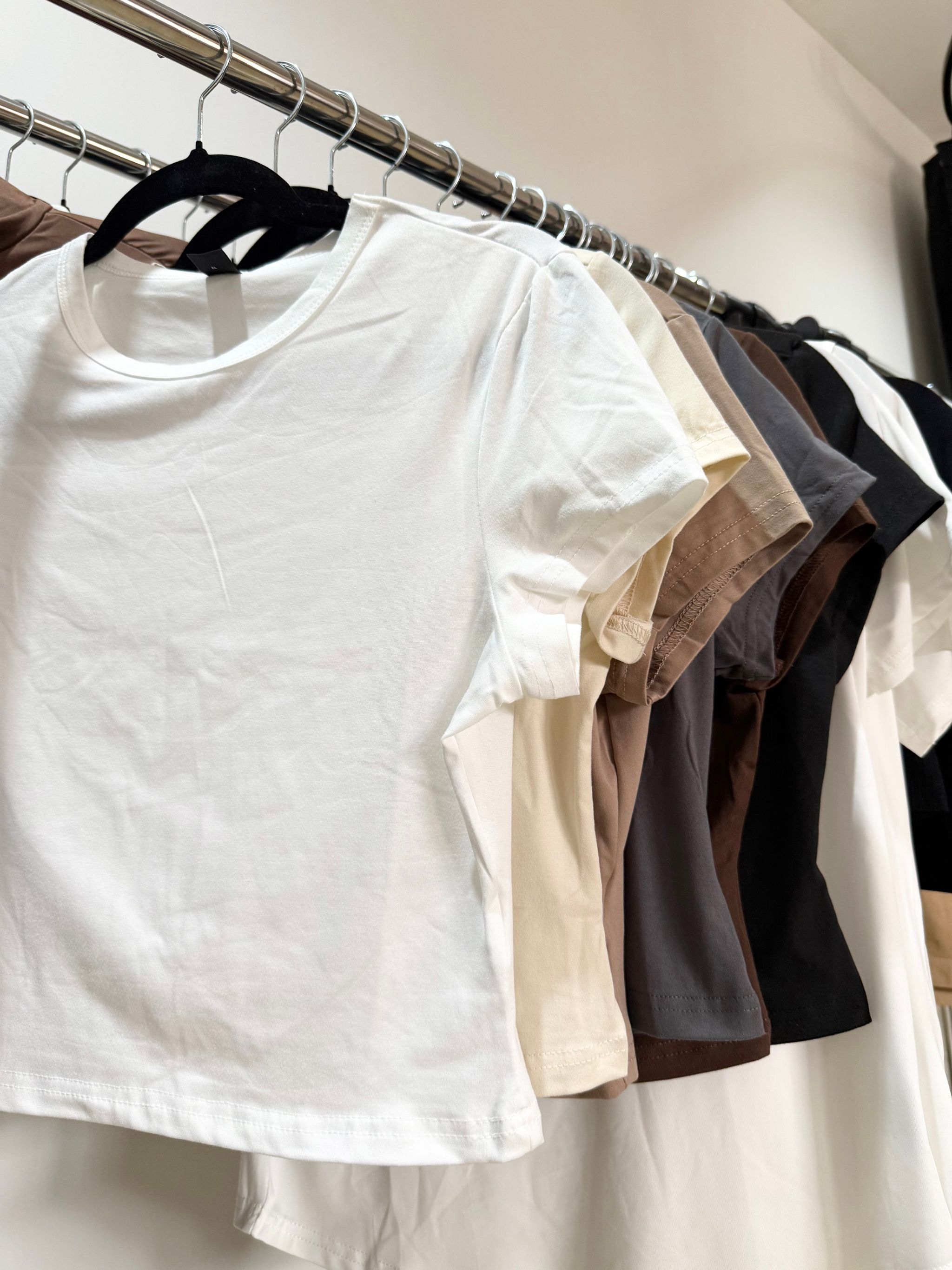 Camisas Basic Slim (Cortas) — Talla S_0