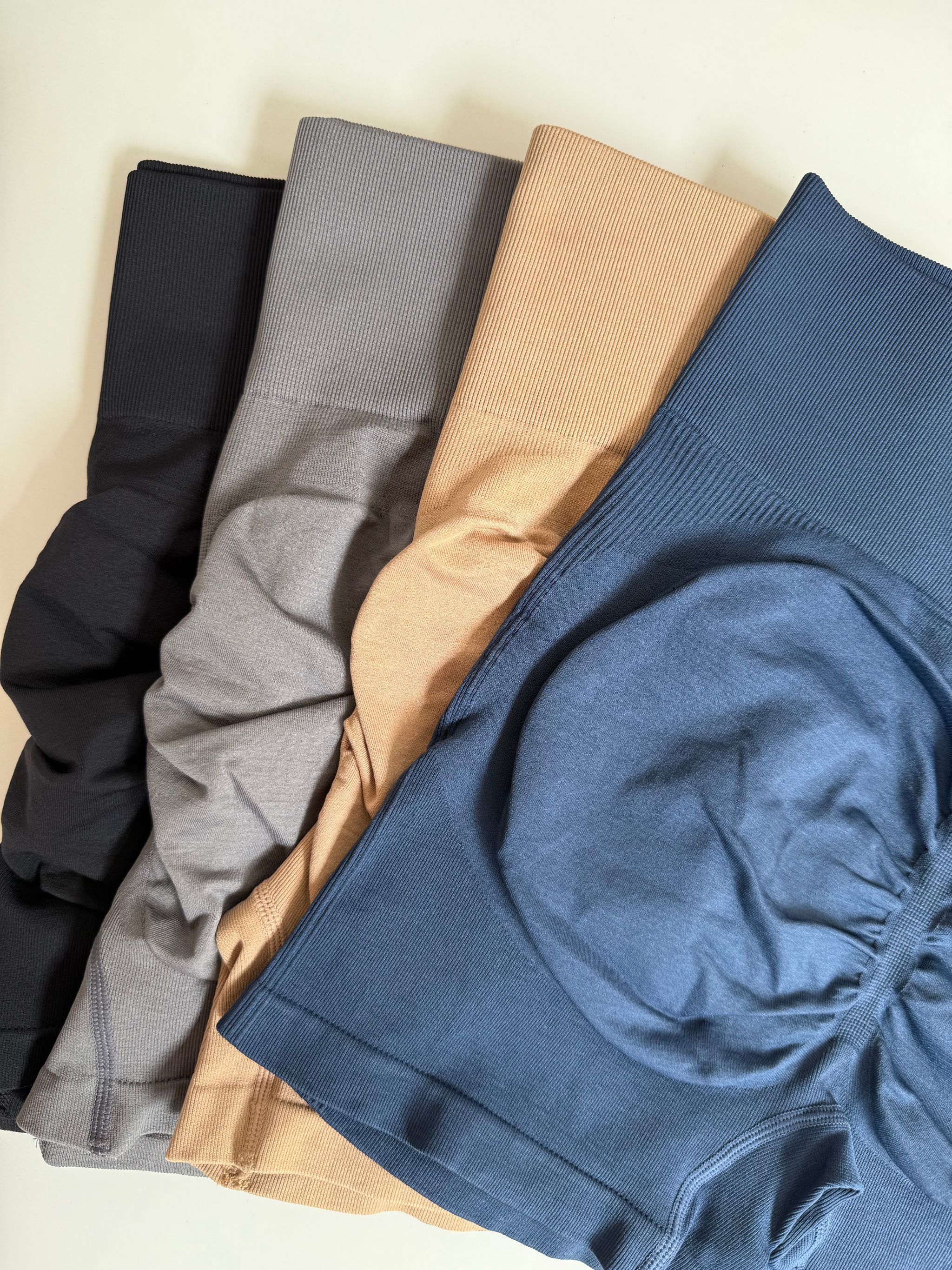 Shorts Canalé Curve — Talla L_0