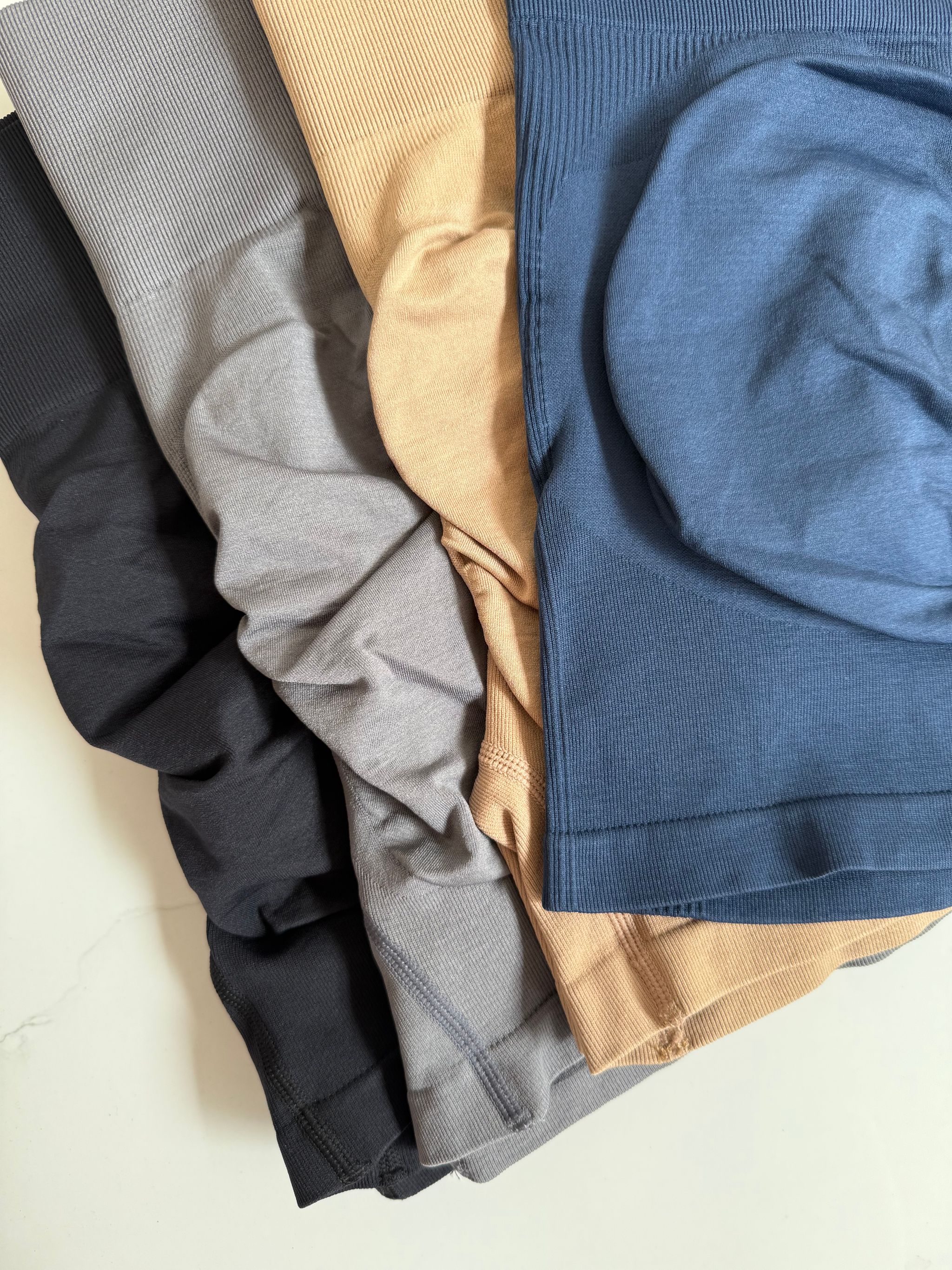 Shorts Canalé Curve — Talla L_1