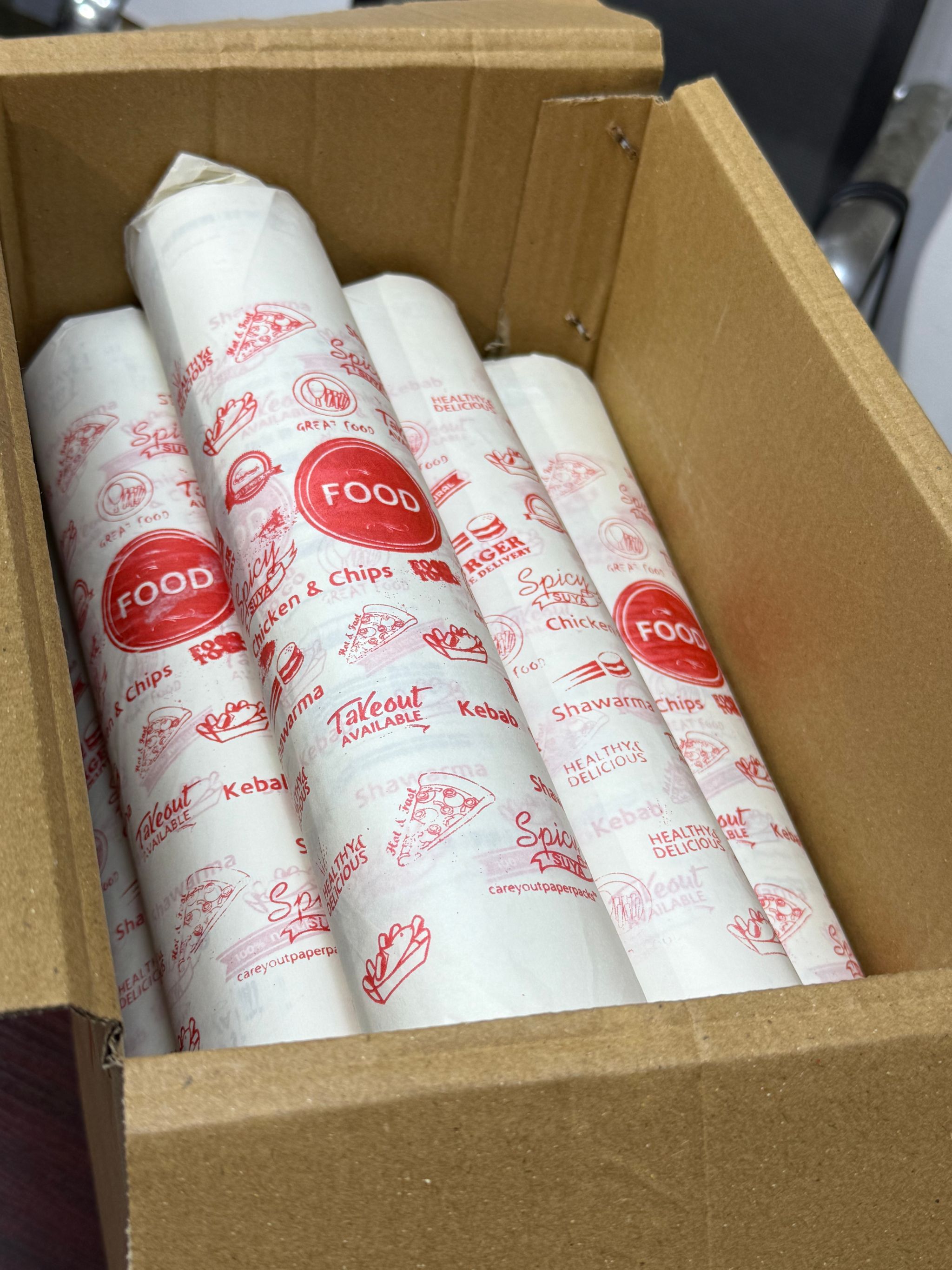  DELI PAPERS - “FOOD TO GO”  / BLACK & WHITE - 3 SIZES_15