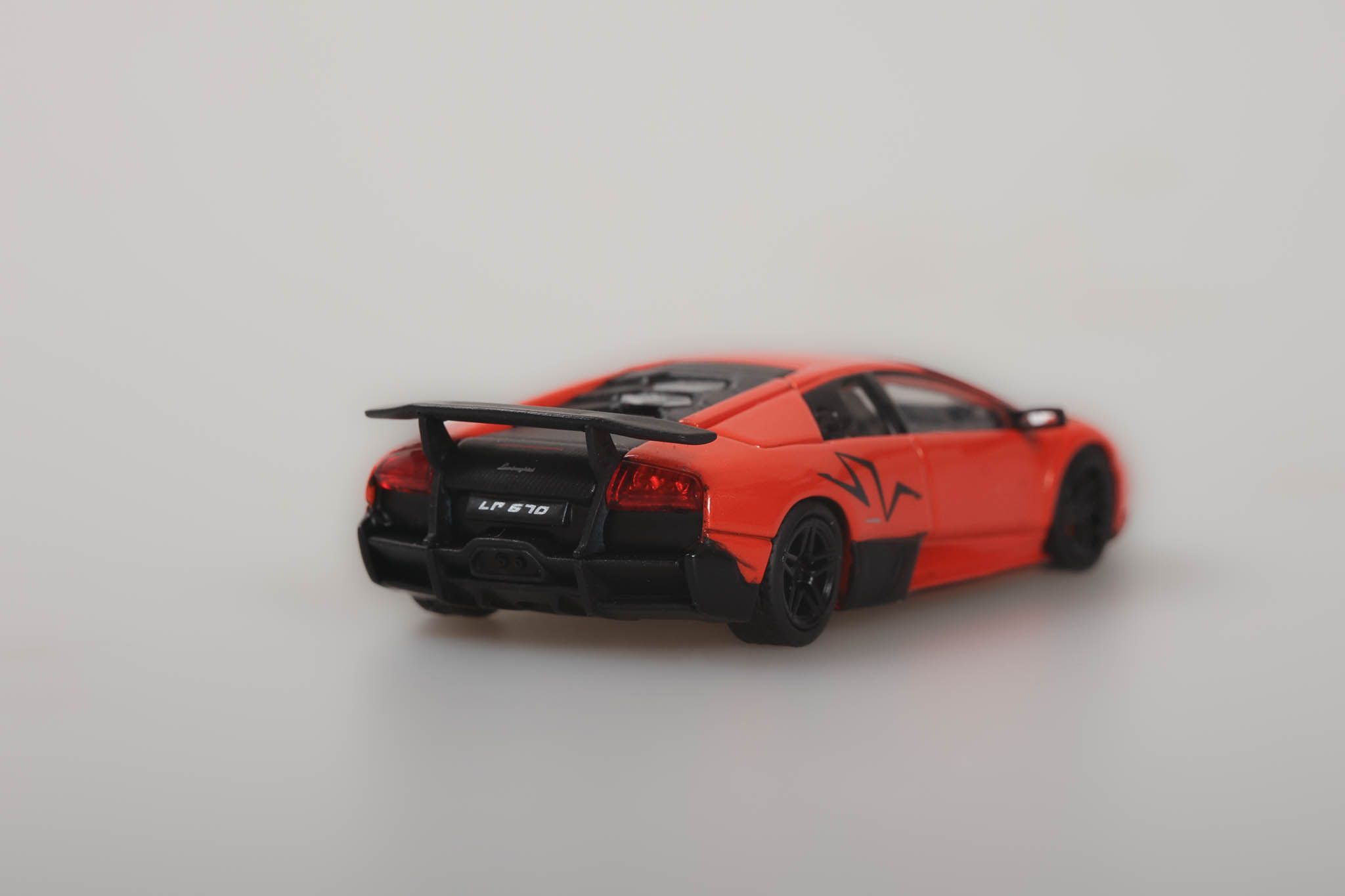 HIGHREV MODEL 1/64 LAMBORGHINI MURCIELAGO LP670-4 SV_4