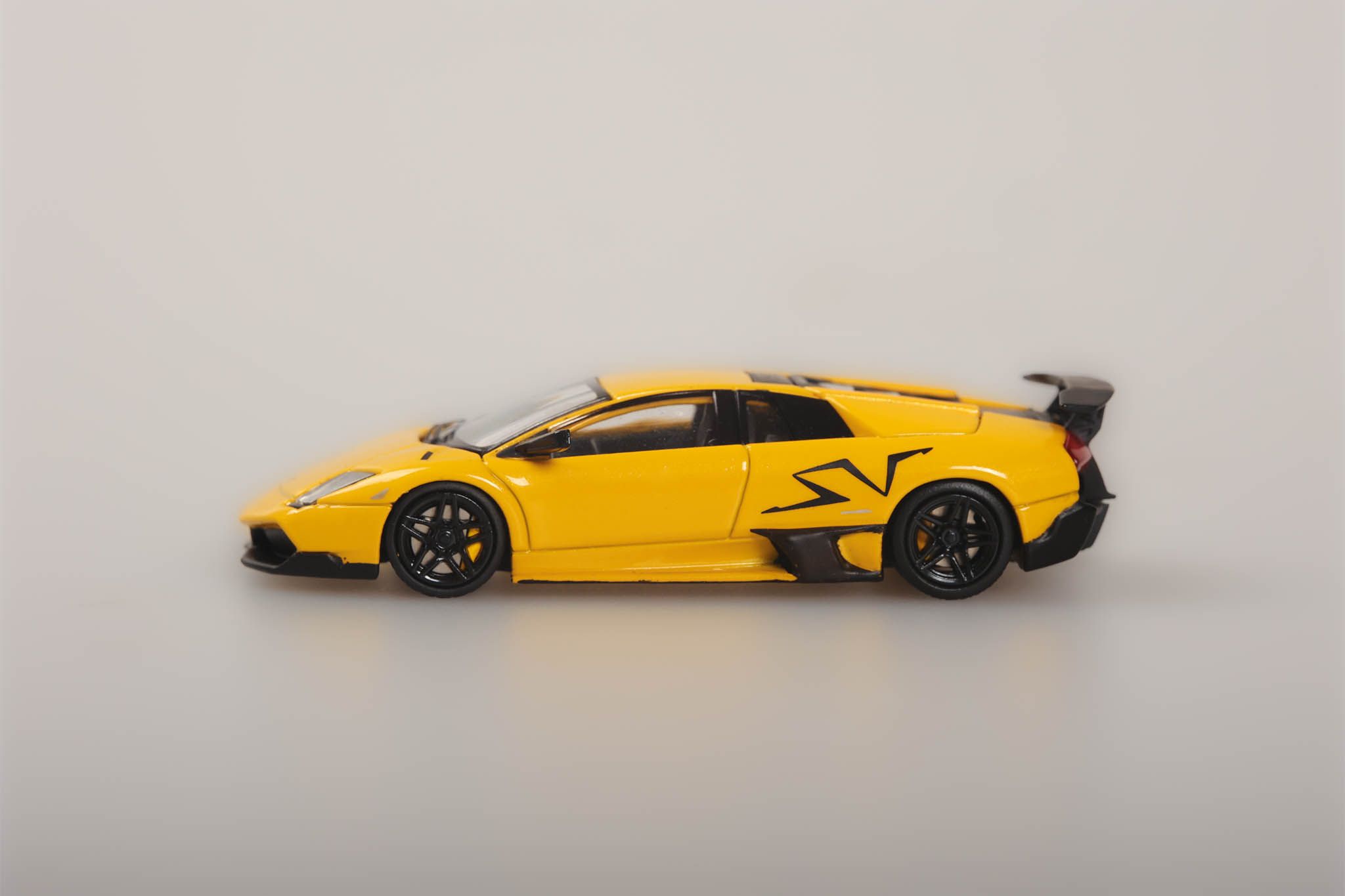 HIGHREV MODEL 1/64 LAMBORGHINI MURCIELAGO LP670-4 SV_8