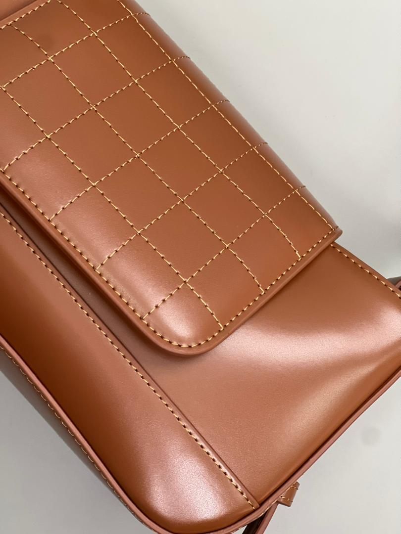 Mia Shoulder Bag By 2Morrow_7