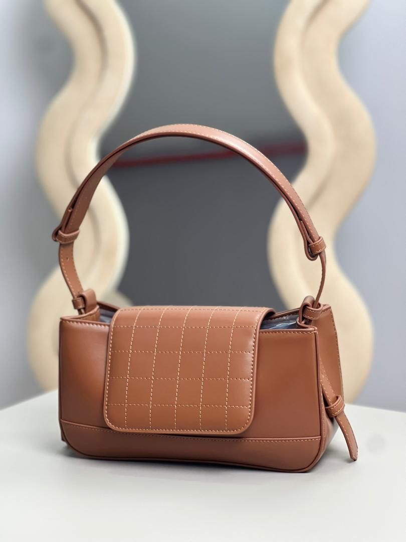 Mia Shoulder Bag By 2Morrow_5