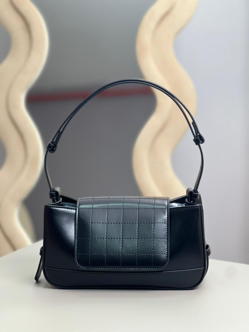 Mia Shoulder Bag By 2Morrow_1