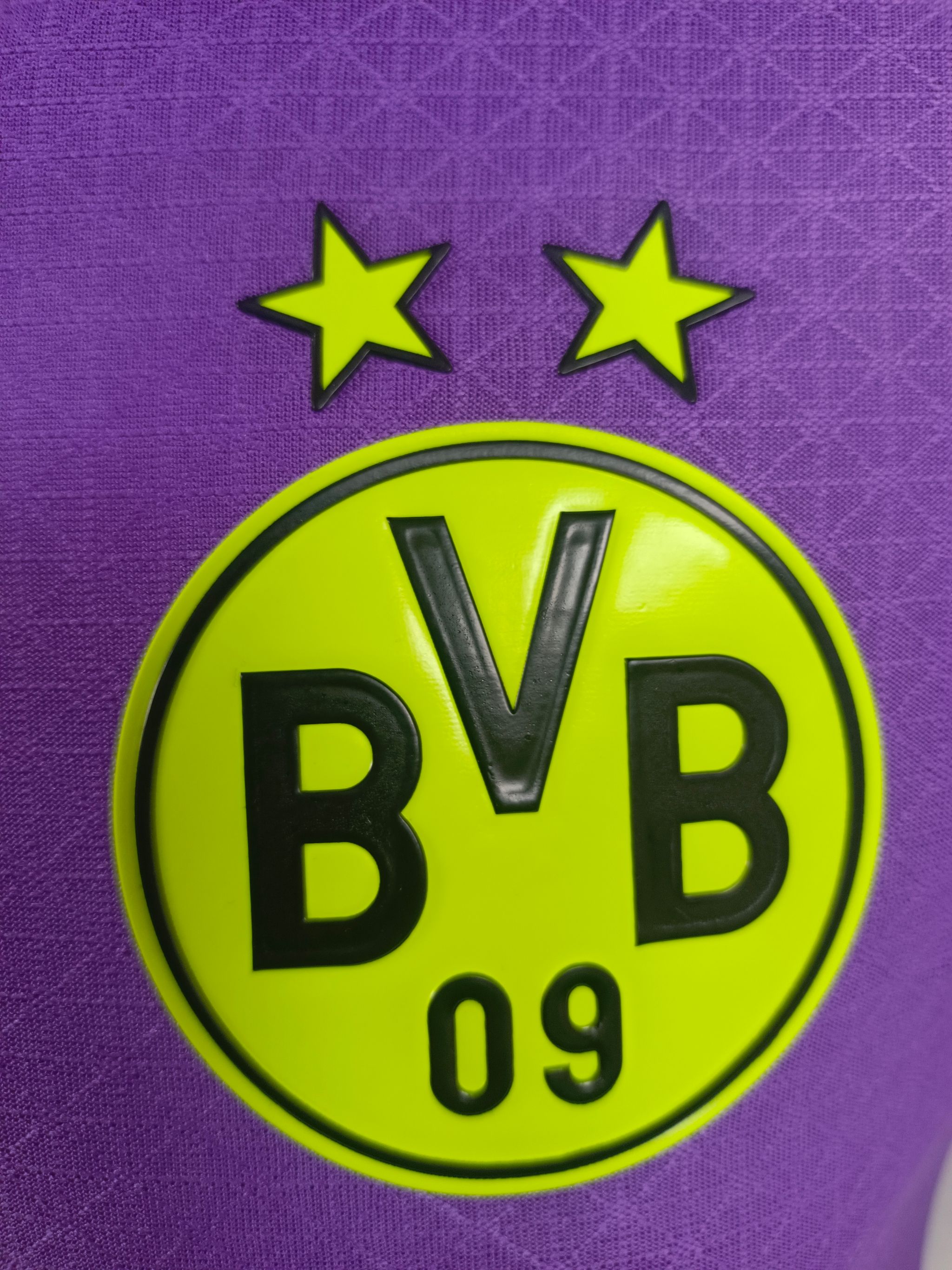 Borussia Dortmund 2025/26 Special Edition Goalkeeper shirt_3