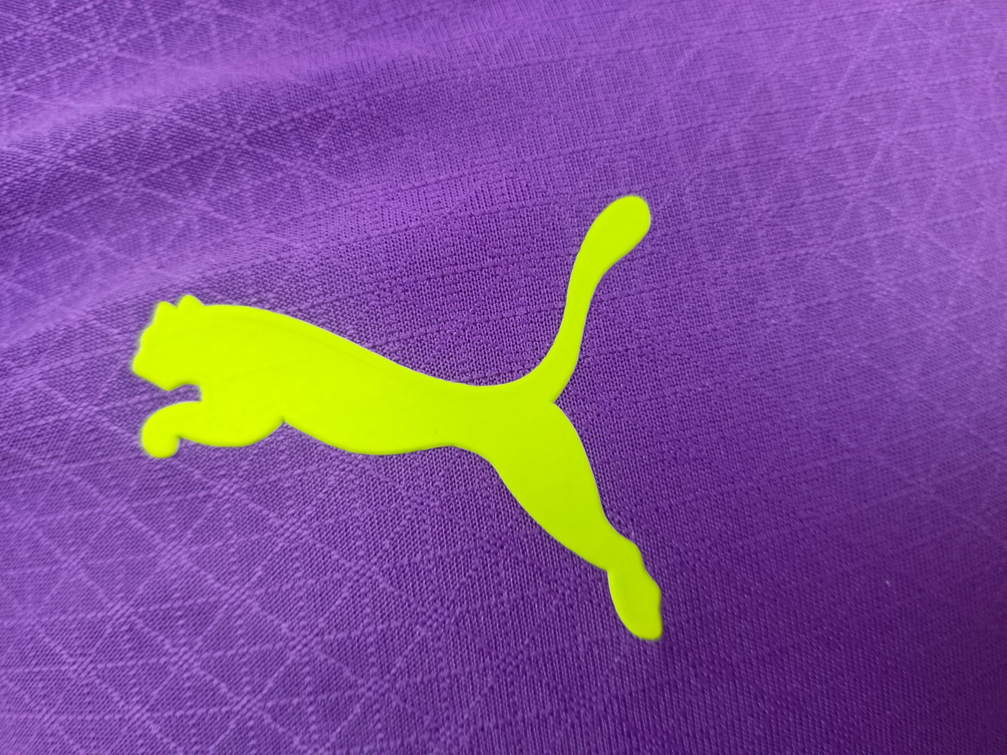Borussia Dortmund 2025/26 Special Edition Goalkeeper shirt_2