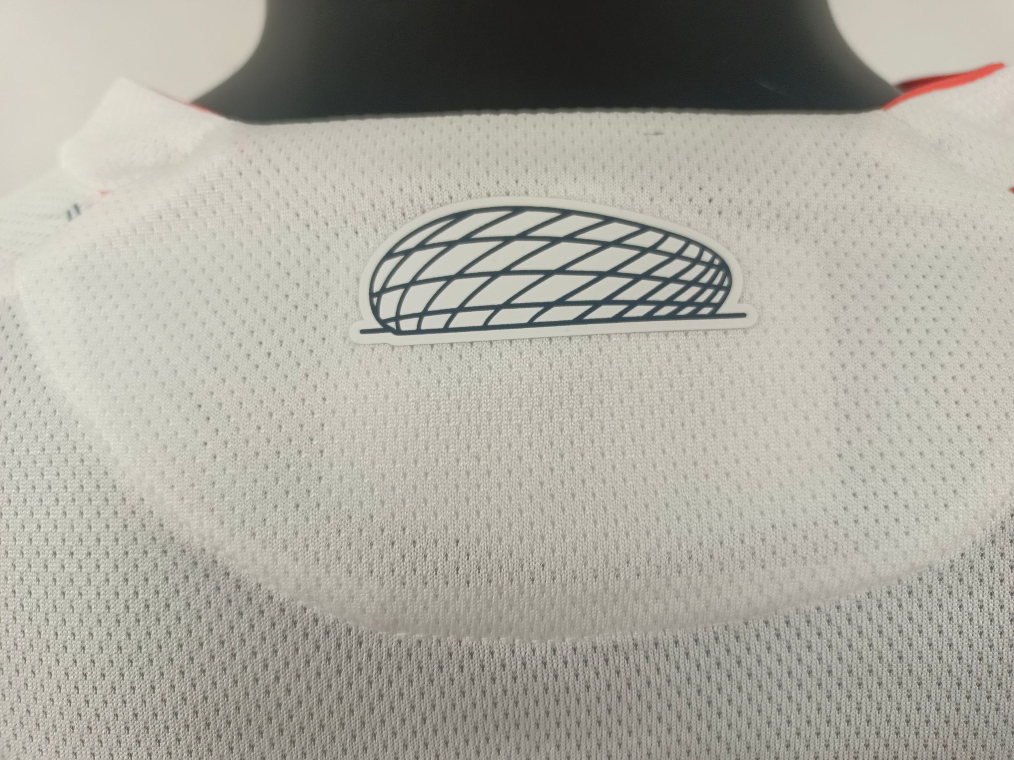 Fc Bayern 2025/26 Away Shirt (White)_5