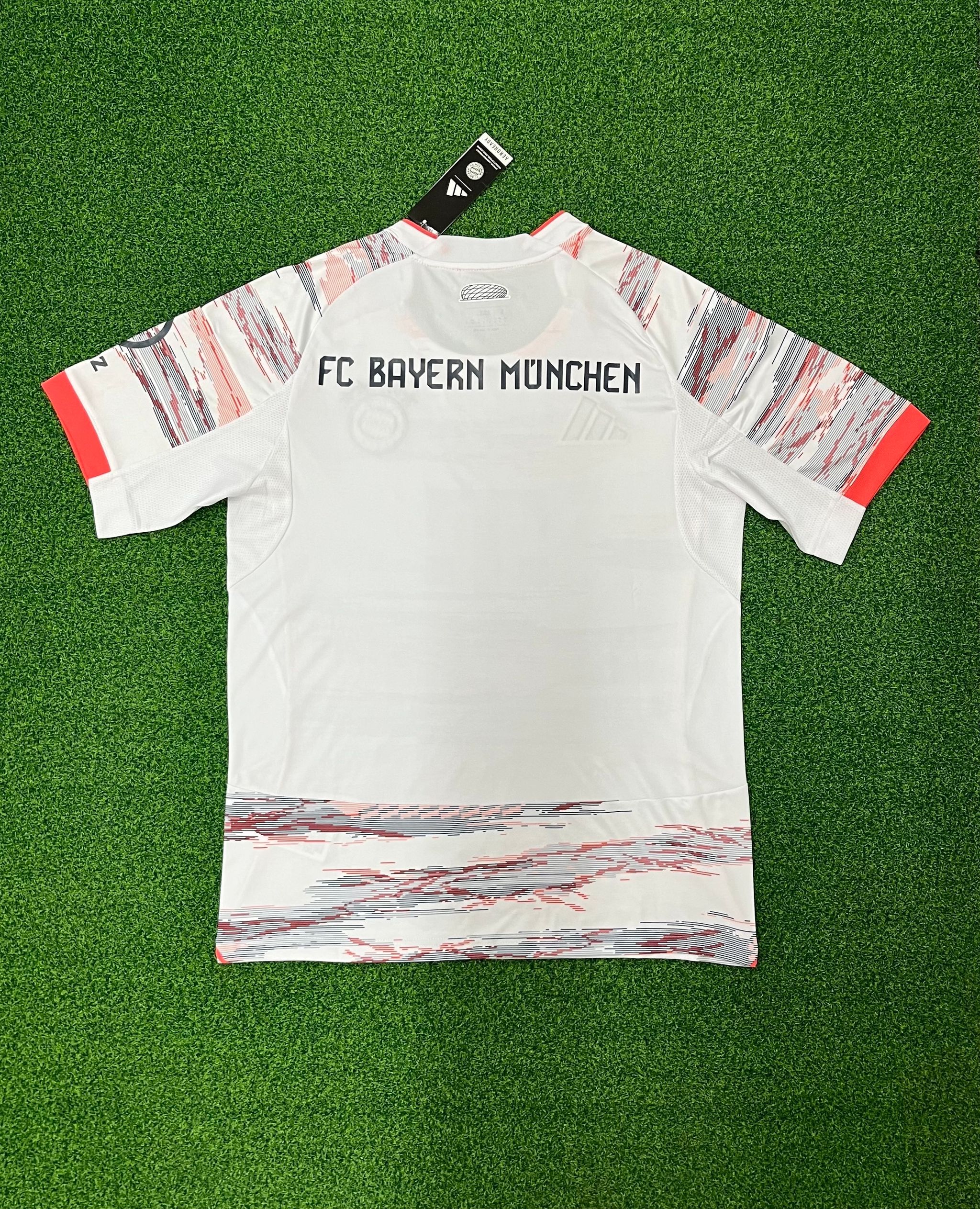 Fc Bayern 2025/26 Away Shirt (White)_7