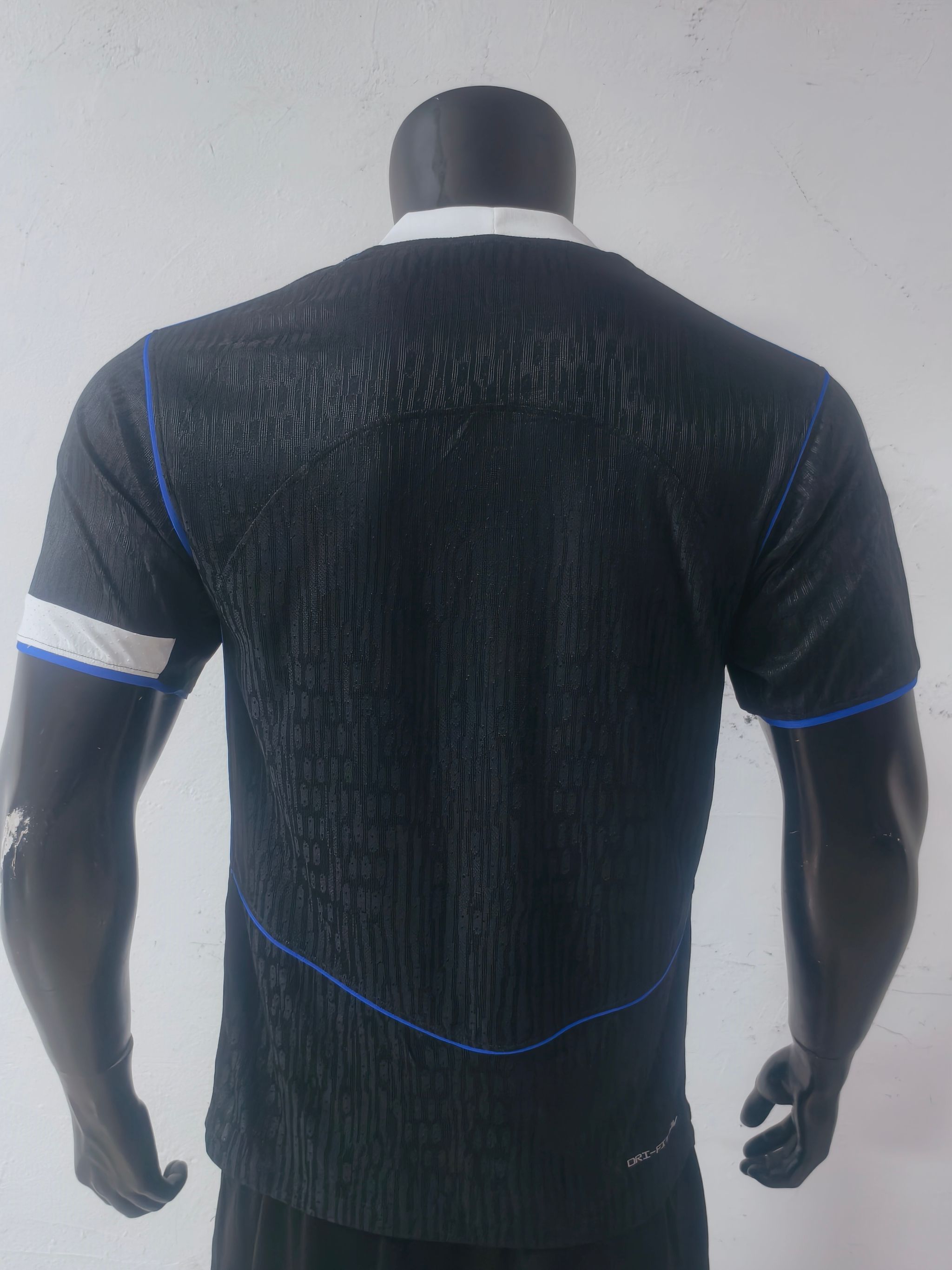 Chelsea 2025/26 Third Shirt (Black / Blue / Silver)_1