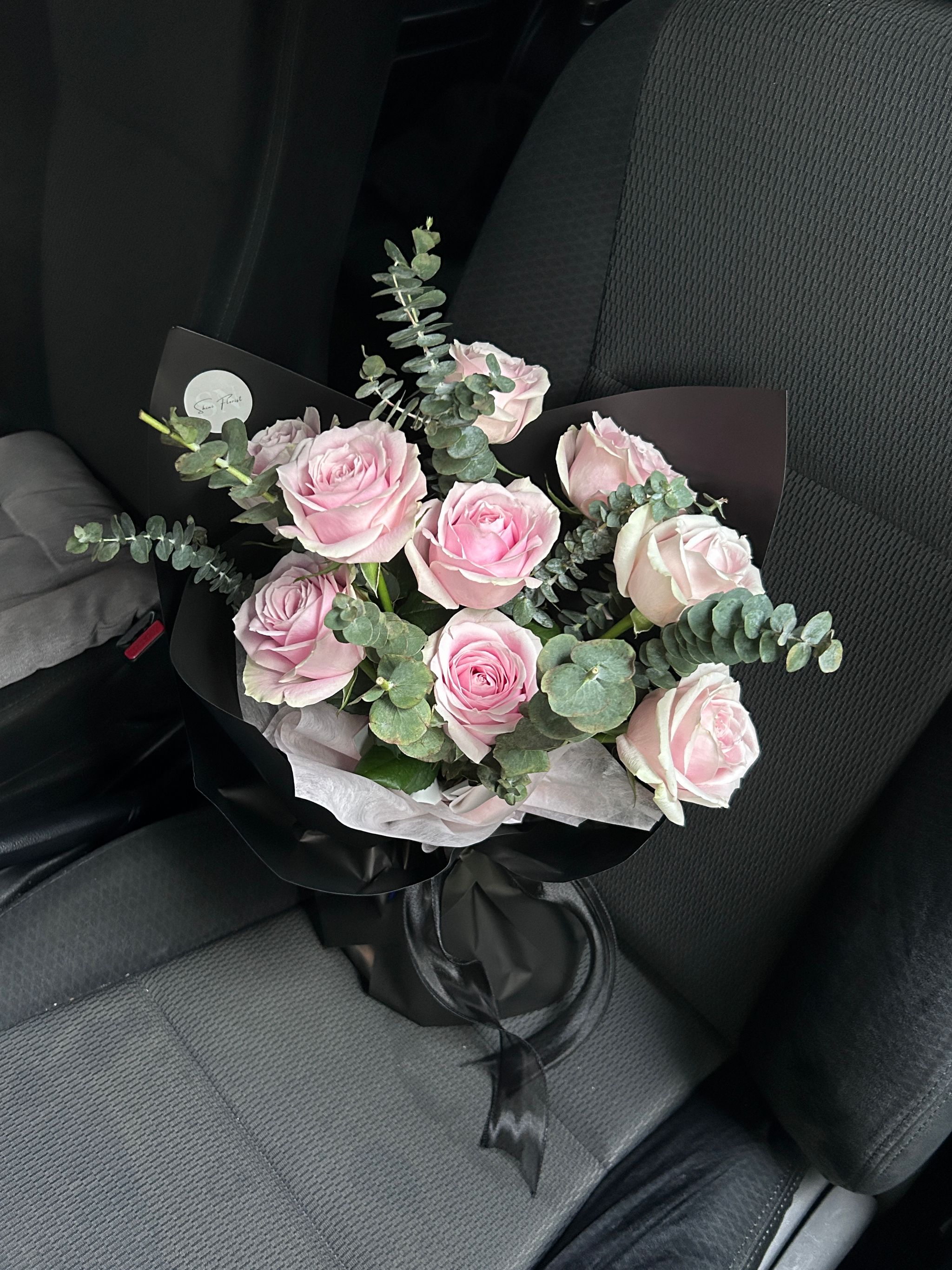 Signature Rose Bouquet_0