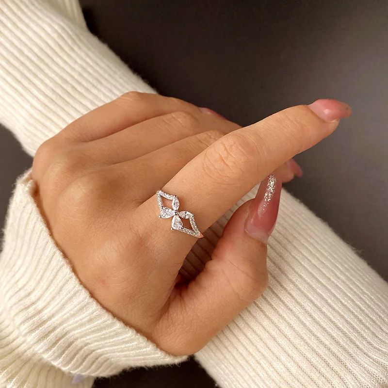 Butterfly Zircon Ring_3