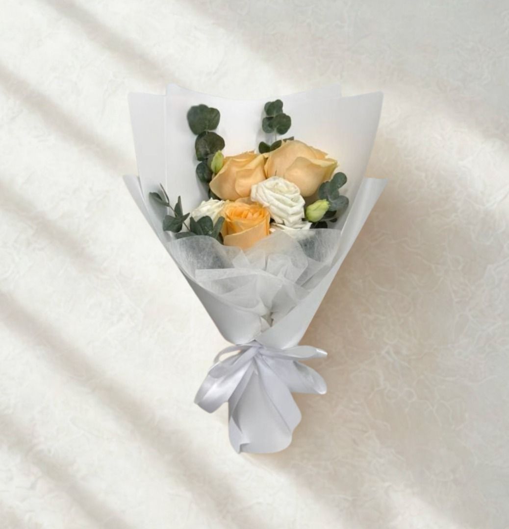 Fresh Roses Eustoma Bouquet (Yellow)_0