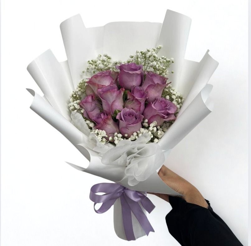 9 Fresh Purple Roses with Baby Breath Bouquet_0