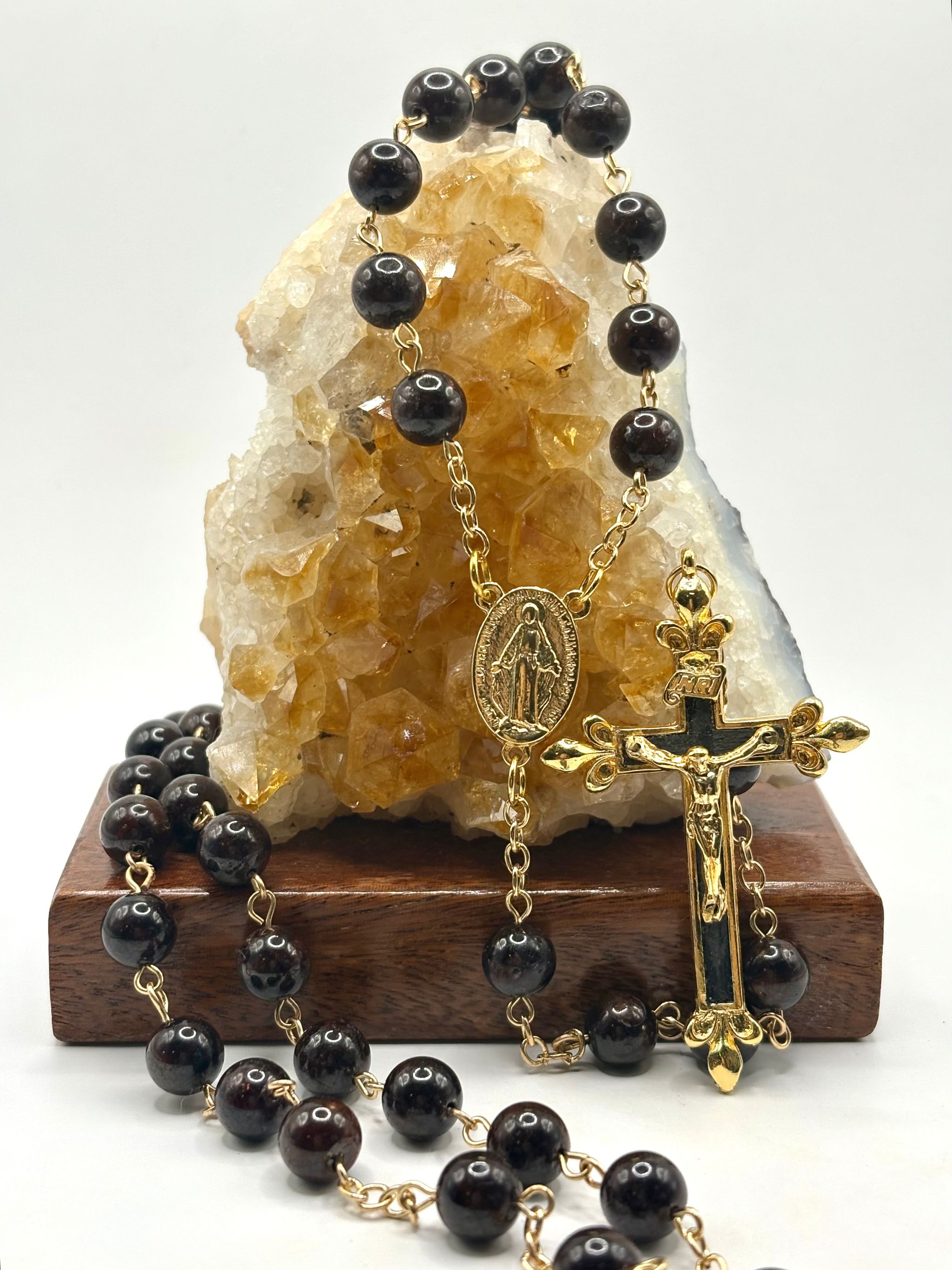 Rosario de Granate Laminado en oro 18k_1