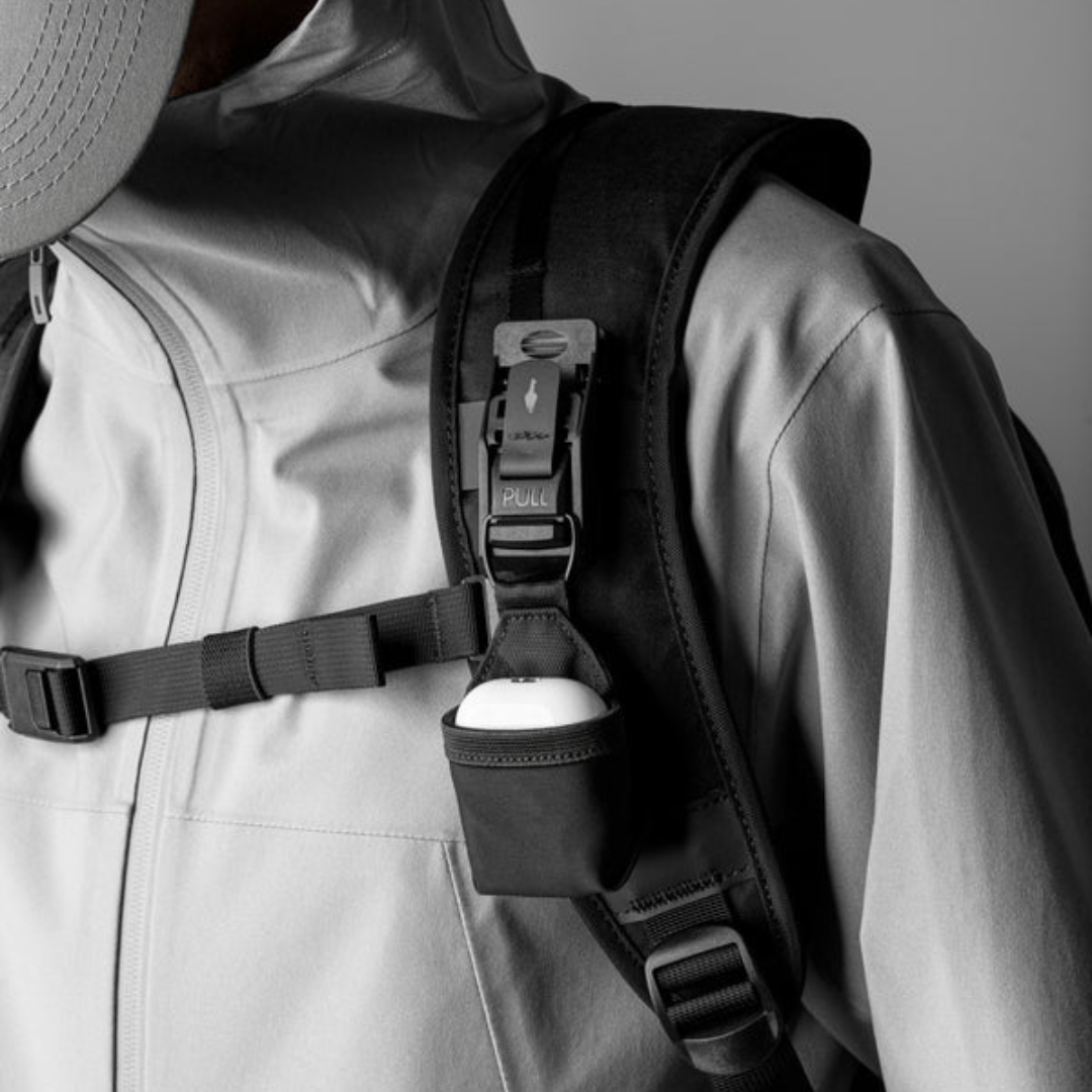 ALPAKA Magnetic Airpods Pro Pouch_3