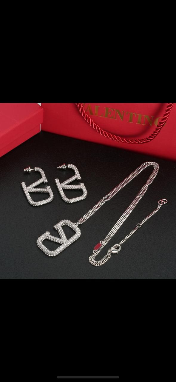 Valentino Earring and Necklace Set - Silver _0