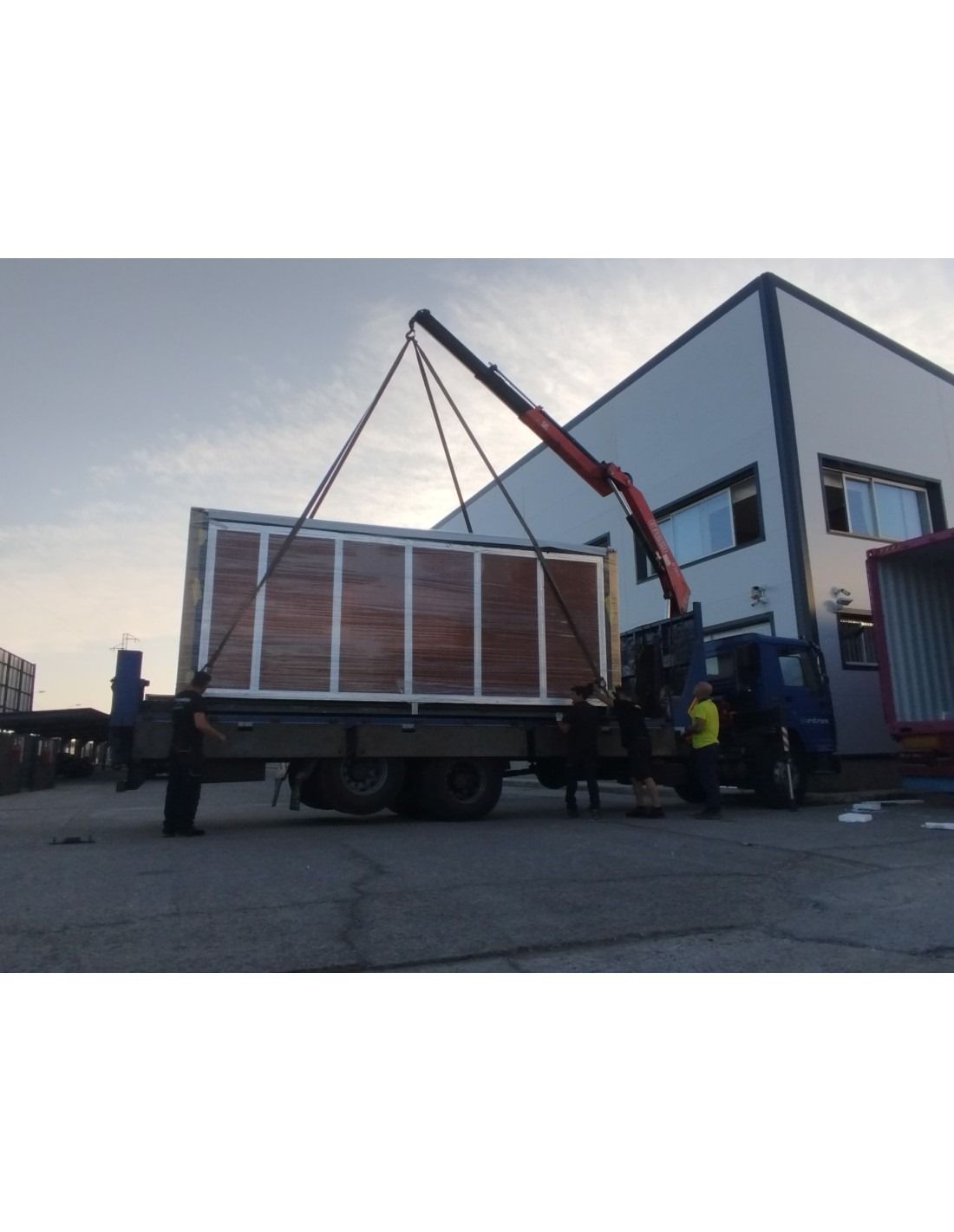 CASA HABITABLE PLEGABLE/MOL96_1