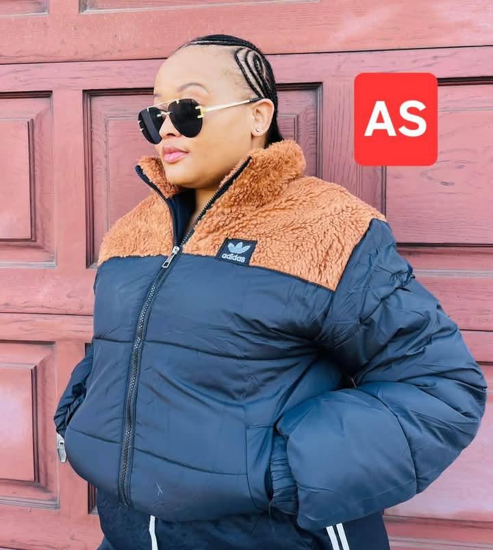 Two-Tone Sherpa Collar Puffer Jacket_1